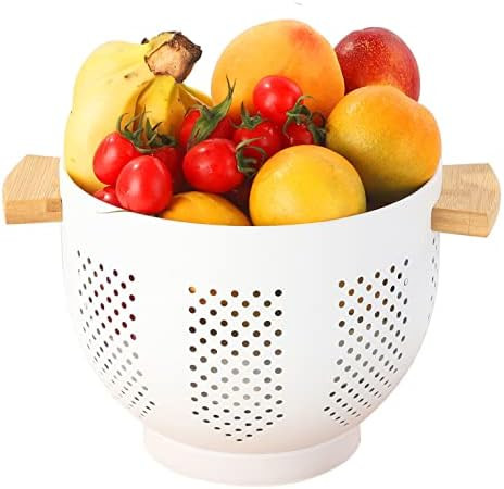 Metal Colander with Wood Handle, 5.5 Quart Powder Coated Steel Large Kitchen Strainer Stable Base... | Amazon (US)