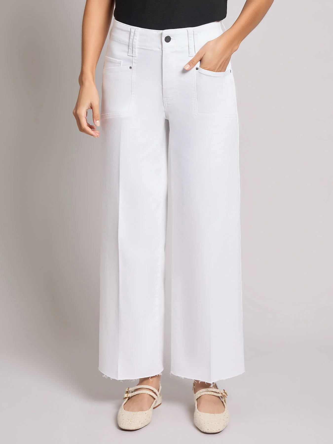 Patch Pocket Wide Leg Denim, Soft White | Jones New York