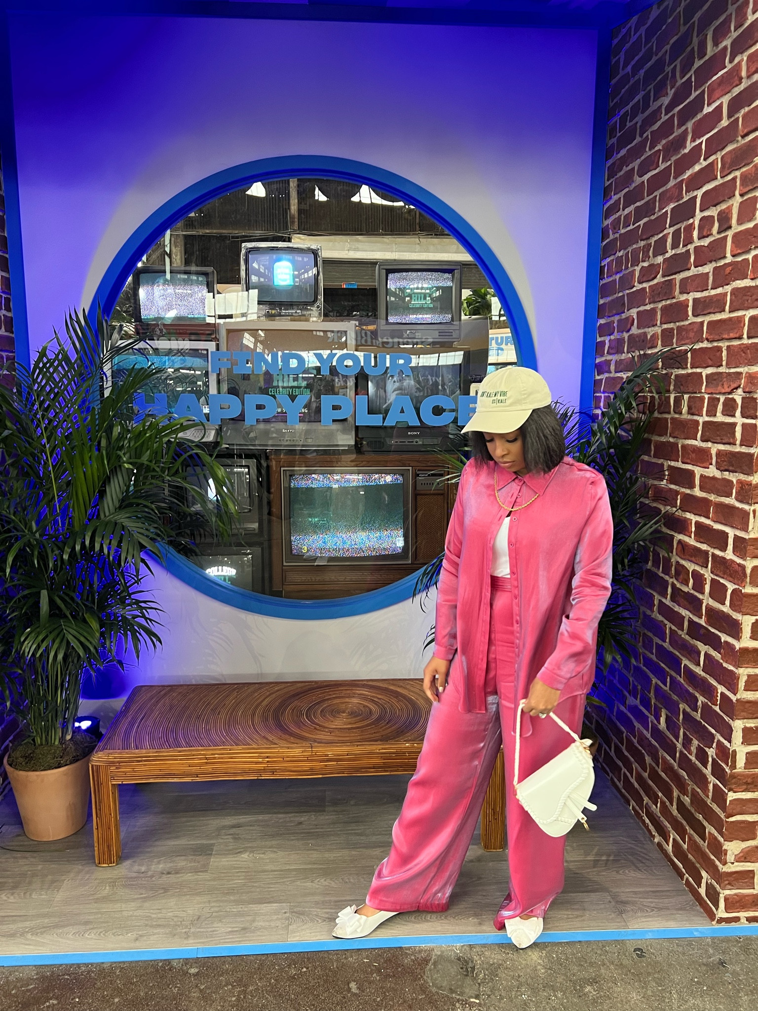 Culture Con 2023

The perfect business casual fit for networking. This fit had all the girlies asking where it was from.

#LTKsalealert #LTKbeauty #LTKstyletip