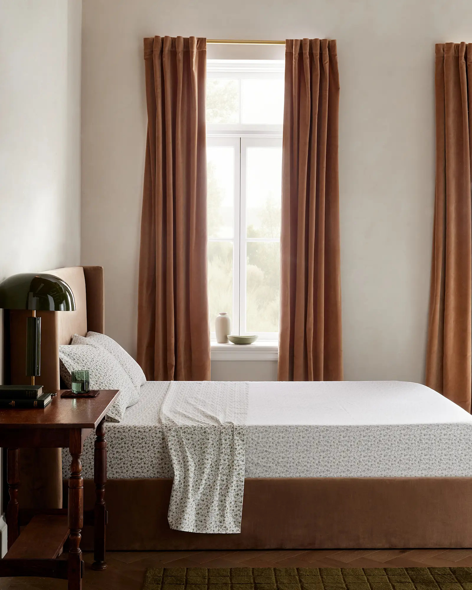 Classic Organic Percale Floral Sheet Set in Green Florette | Quince