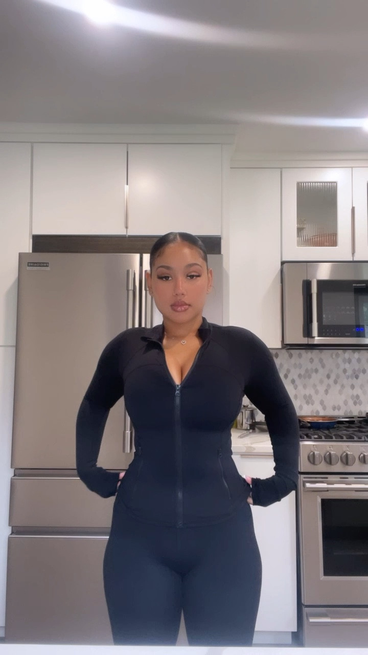 the perfect matching active set 

#LTKstyletip #LTKFind #LTKcurves