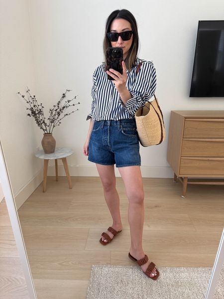 Saks Friends and family sale. 

Polo Ralph Lauren shirt. Already oversized. So go tts. Shorts are more of mid/high rise so better for shorter torsos. Color is great as is the length. 

Polo shirt small. But need the xs
Agolde shorts 25
Staud sandals 35
Celine sunglasses 
Sezane tote (old)


#LTKshoecrush