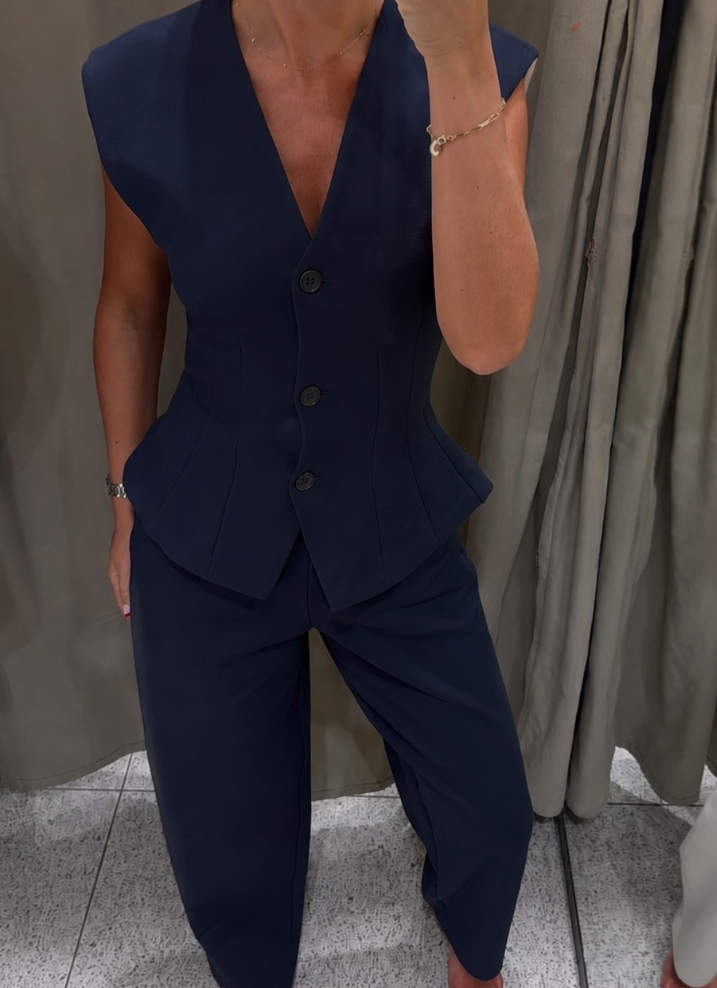 Navy set - co ord - summer - summer outfit - chic - chic set - new in

#LTKsummer #LTKuk #LTKstyletip