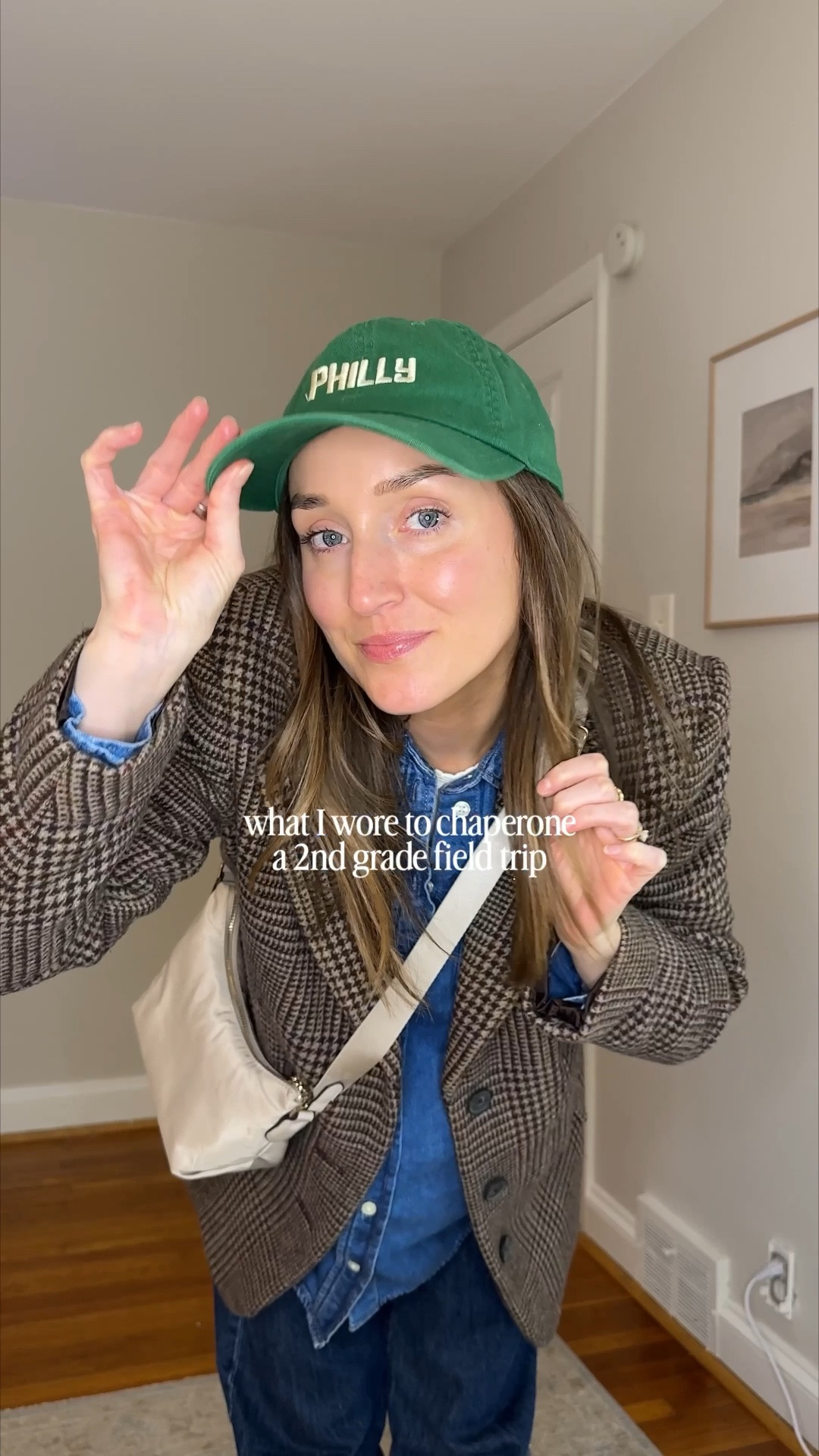 Comfortable layers to chaperone a field trip! Wearing a 25 regular in the jeans.