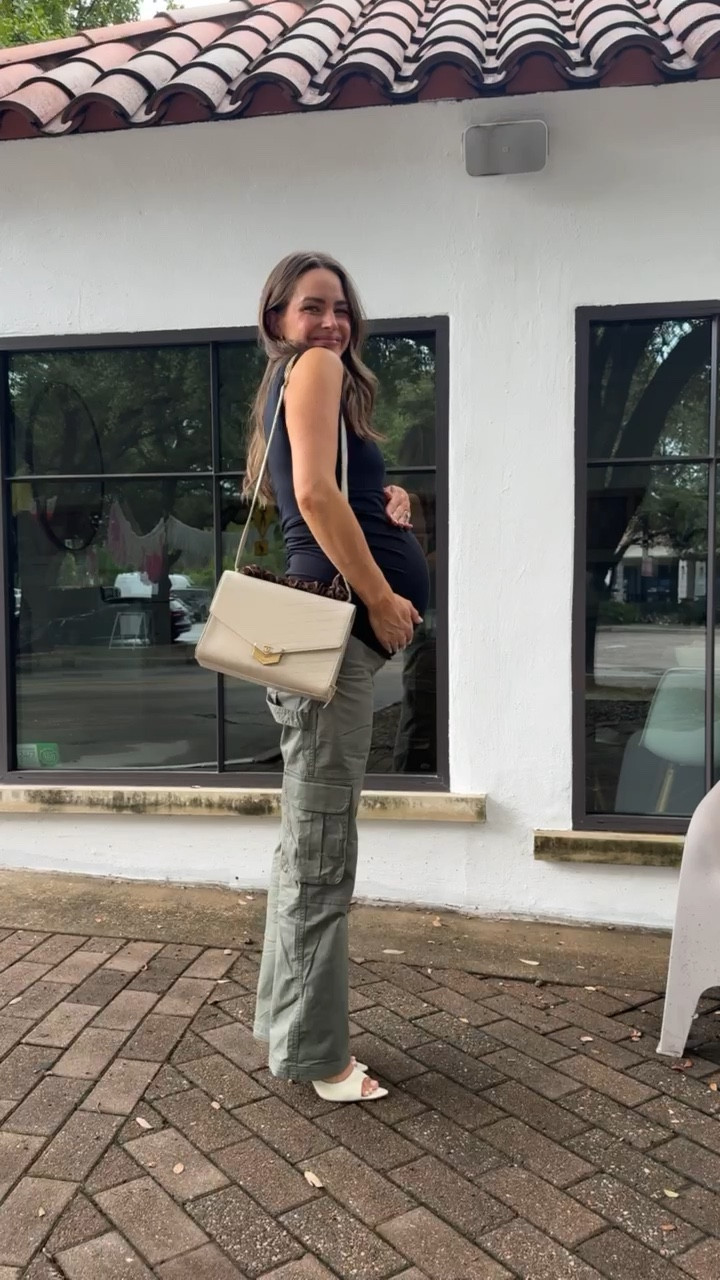 Rainy day OOTD I love this style top & have it in a dress that’s always a best seller. Wearing maternity versions of top and cargos but they have them in regular sizing also! 


#LTKBump #LTKStyleTip #LTKVideo
