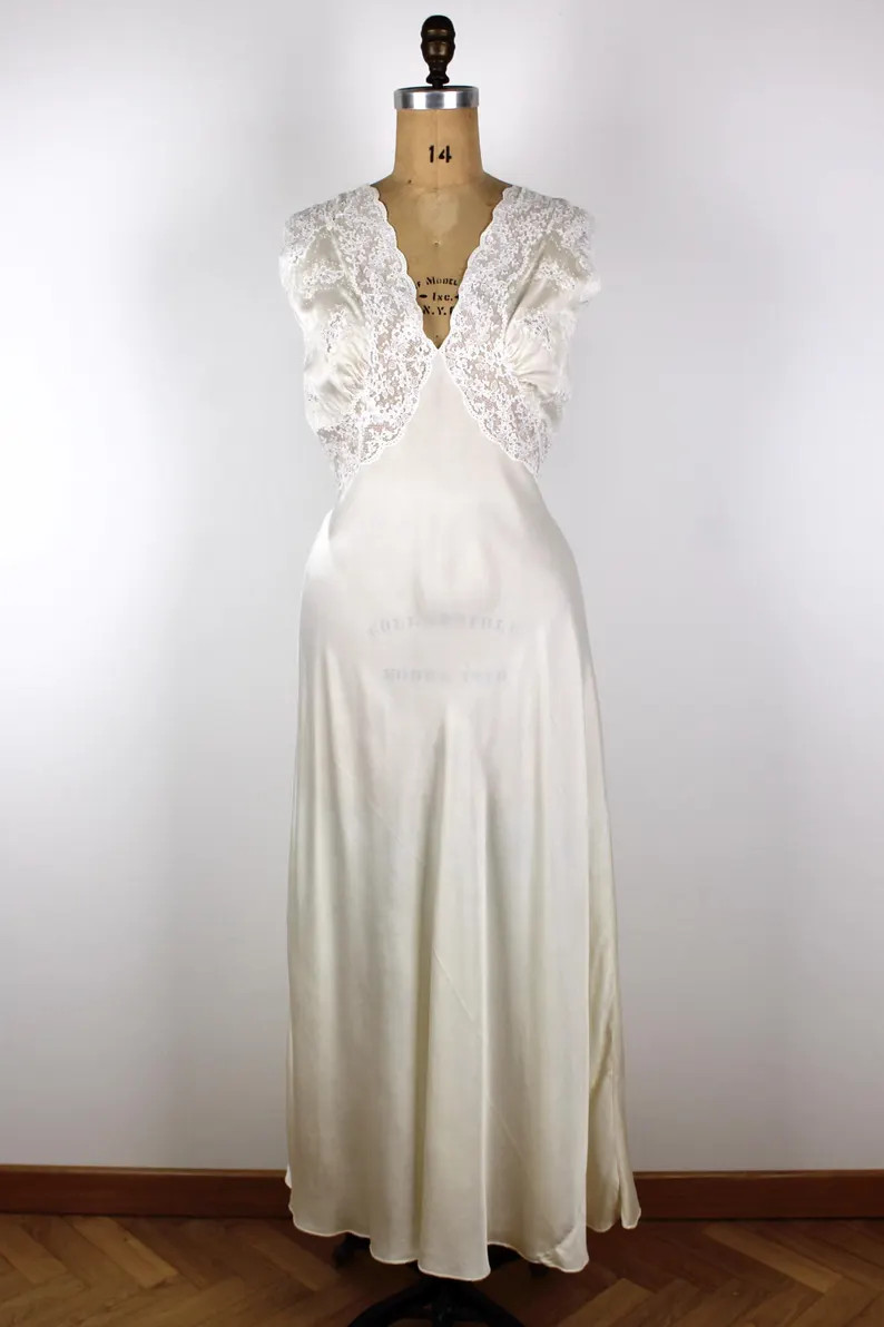 1950s Vintage off White Silk Nightgown, Bias Cut Silk Satin Nightdress With Lace, Boudoir Gown, S... | Etsy (US)