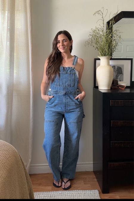 The perfect summer to fall transition piece for your closet - overalls 💖 

#LTKstyletip #LTKFind #LTKSeasonal