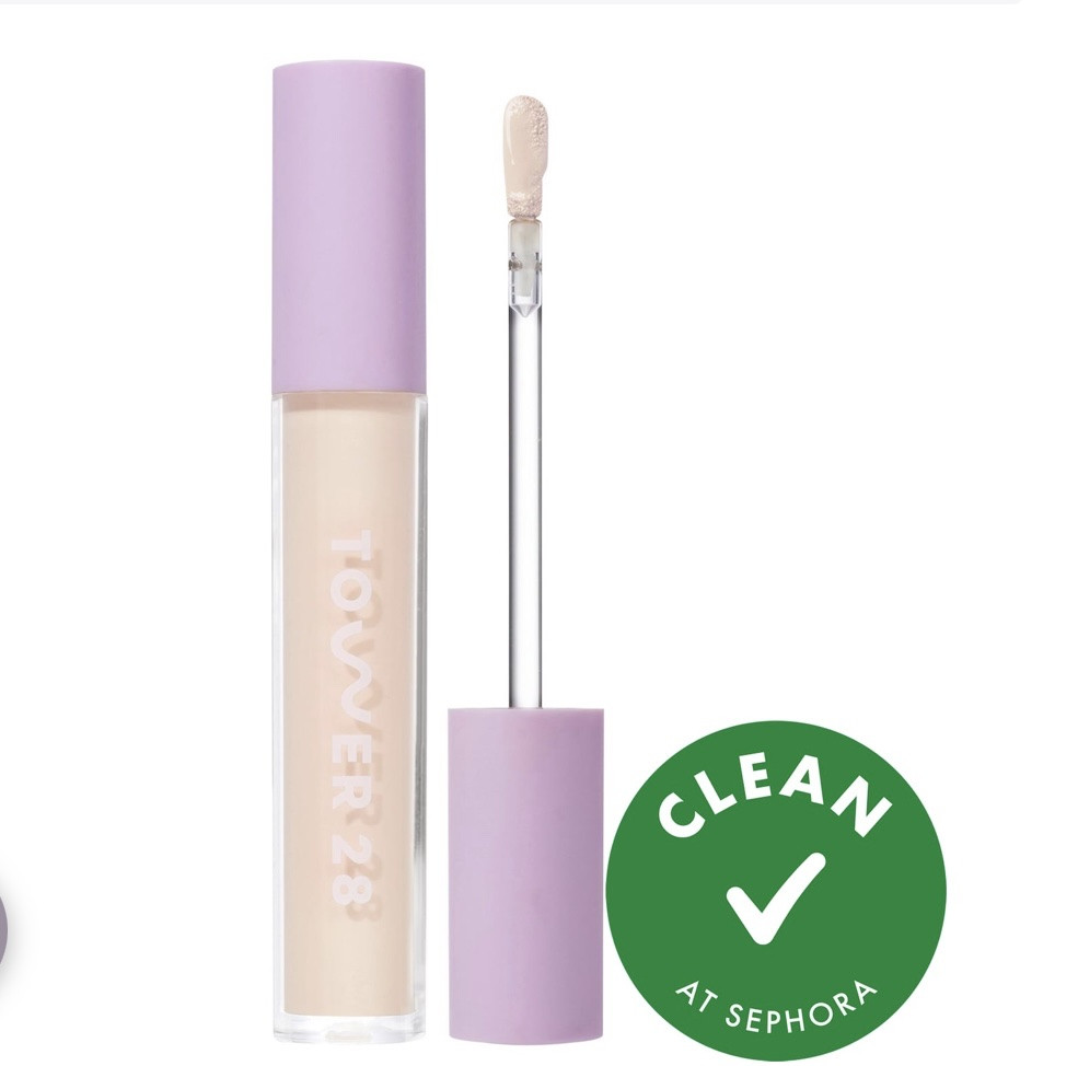 Tried this new concealer it’s so good 