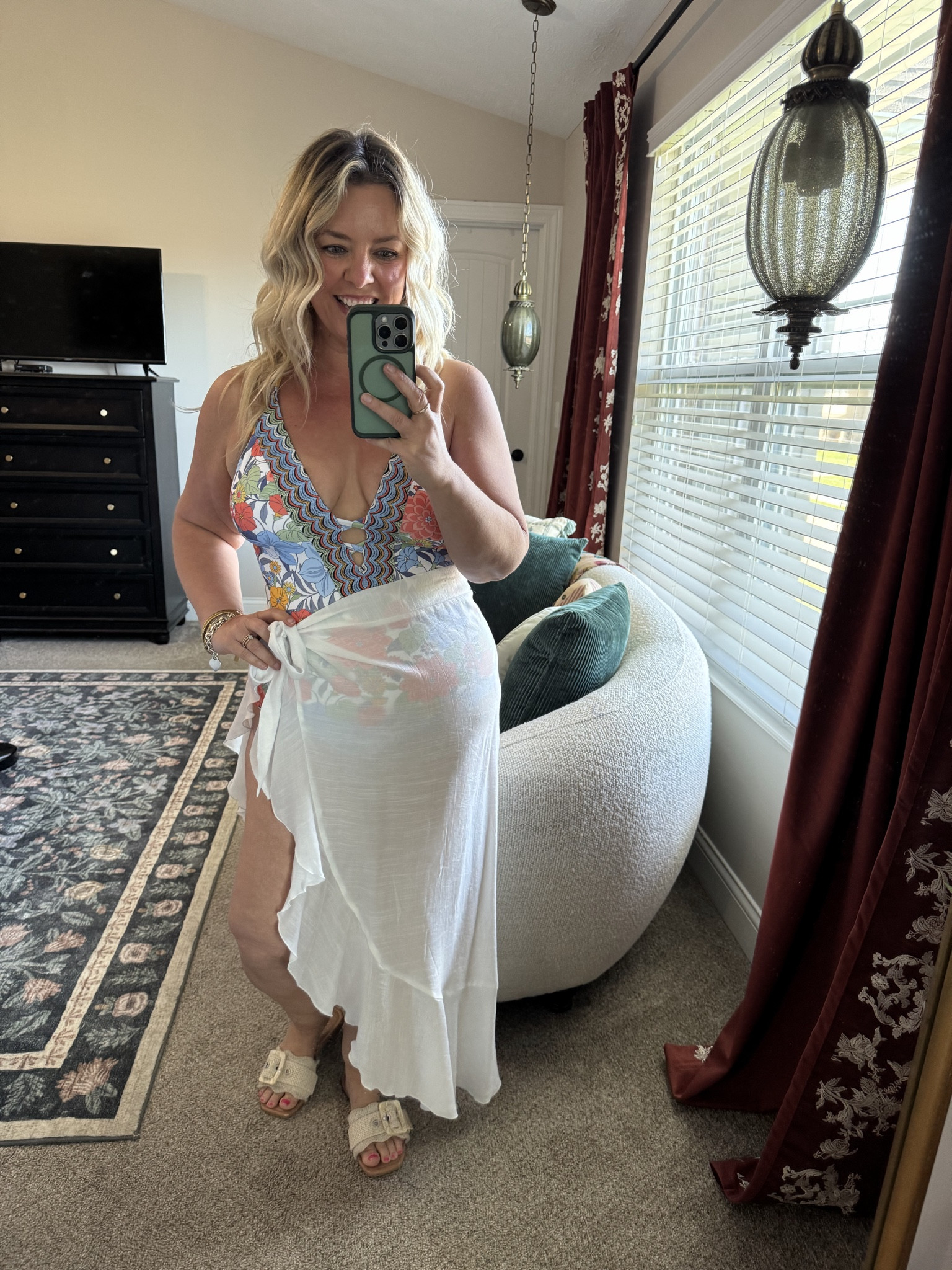  my gosh this Cupshe suit is so supportive up top (even on my saggy DDs 🤣) & has great booty coverage! Linked all my fav Cupshe finds too! Wearing an XL in this one  @Cupshe 

#LTKOver40 #LTKPetite #LTKMidsize