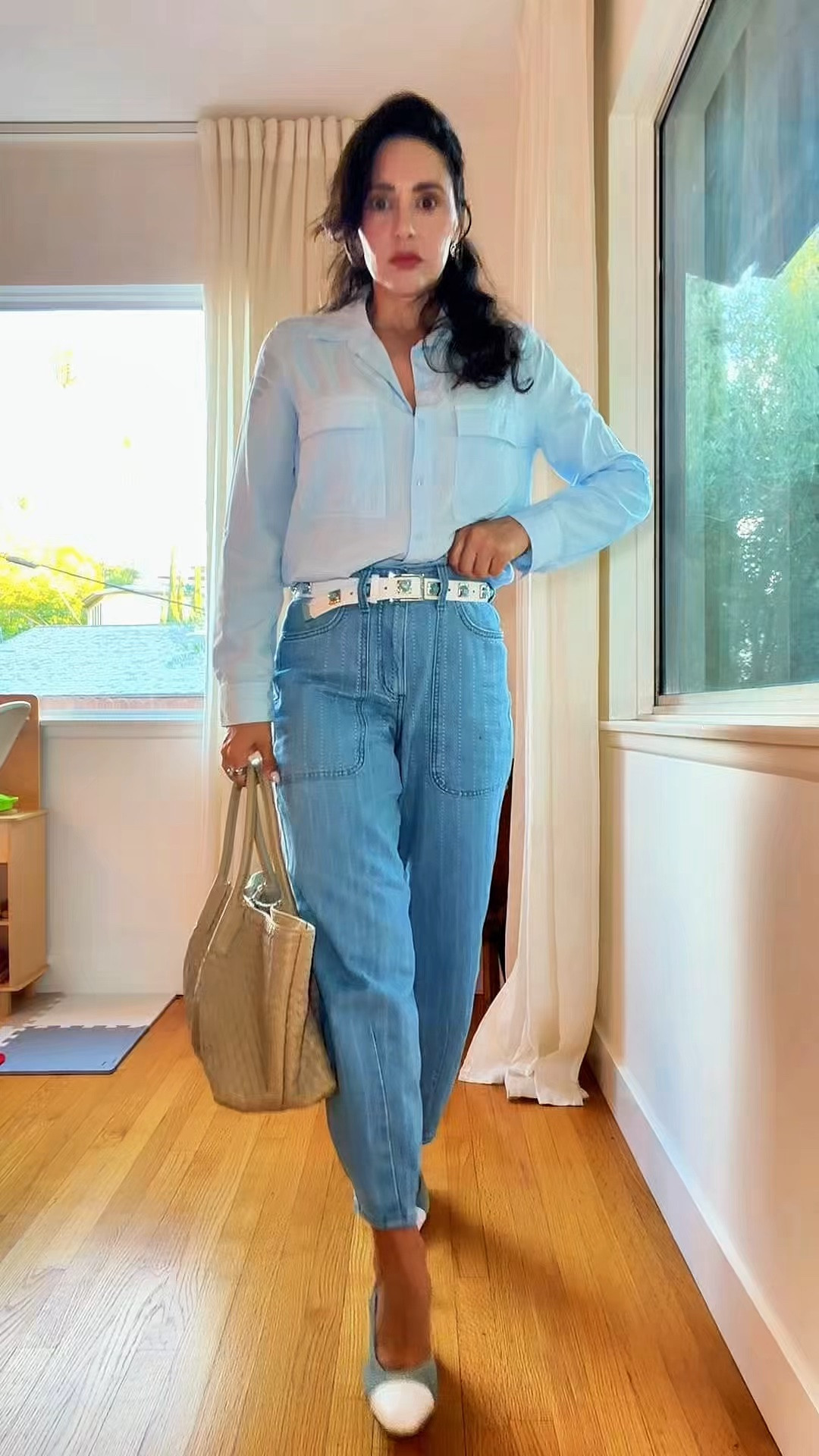 Comment SHOP and I’ll send you all the outfit details straight to your DMs. 

A crisp white button-down, relaxed denim, a woven tote, and the perfect white belt—proof that timeless basics never go out of style.

#LTKootd
#LTKOver40
#LTKU

#LTKootd #LTKOver40 #LTKSeasonal