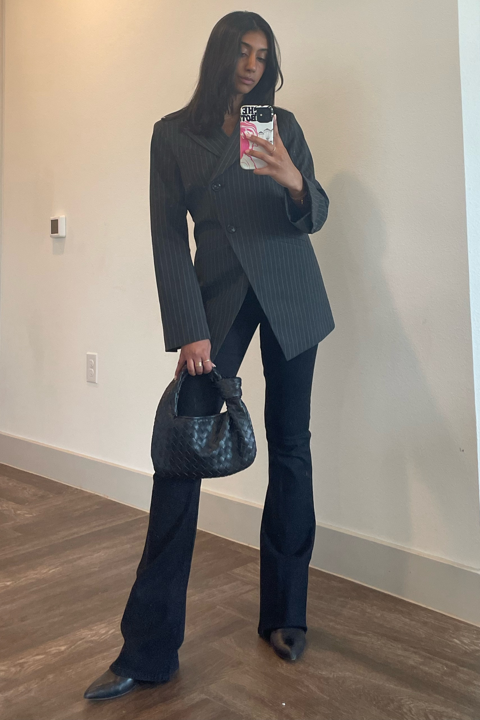 How I styled my new ganni blazer from the outnet:
Hudson flared jeans 
Sam Edelman Booties
Bottega clutch

#LTKstyletip #LTKworkwear #LTKSeasonal