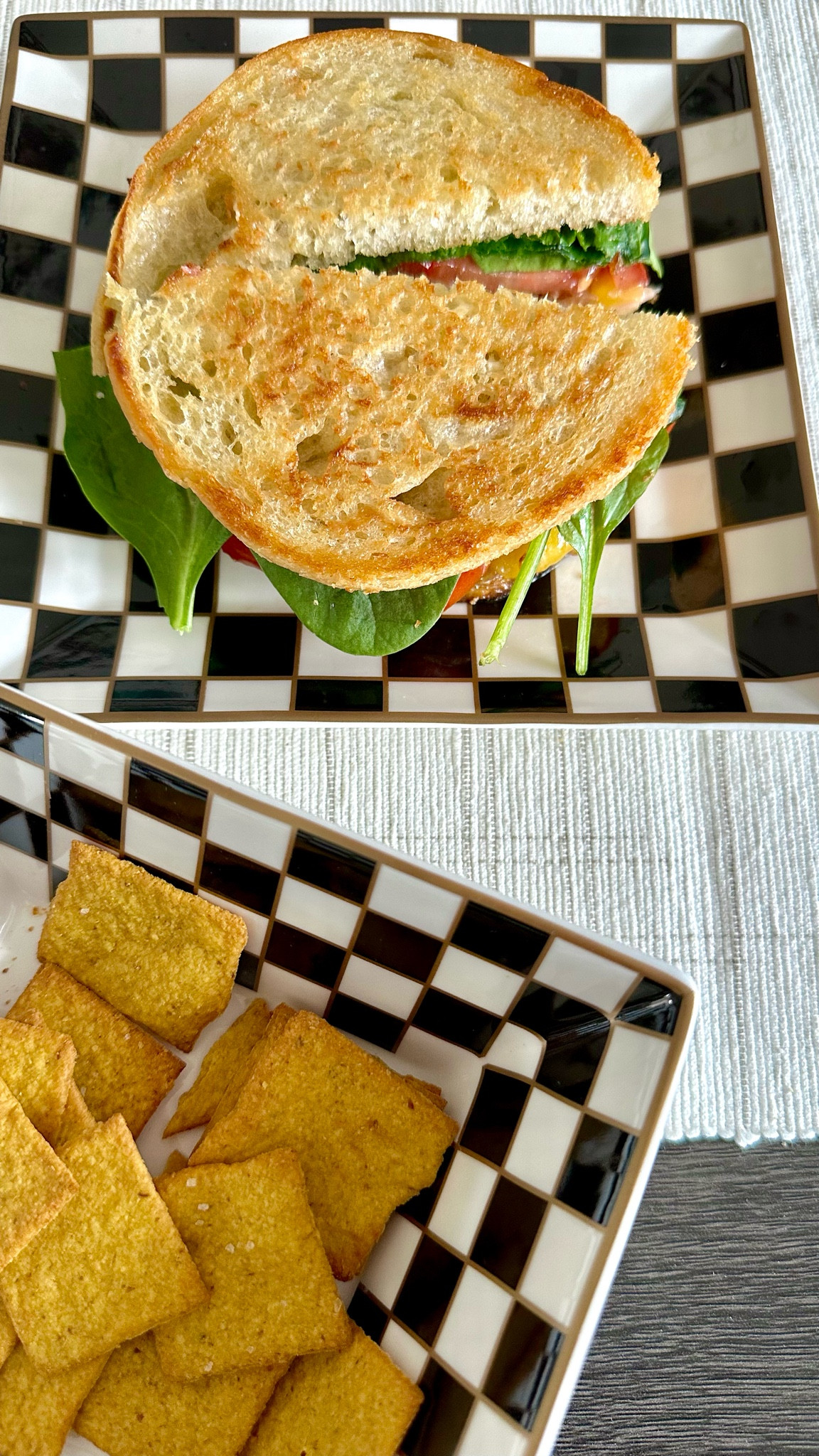 just a nursing mom in her sandwich era 🤱🏾 