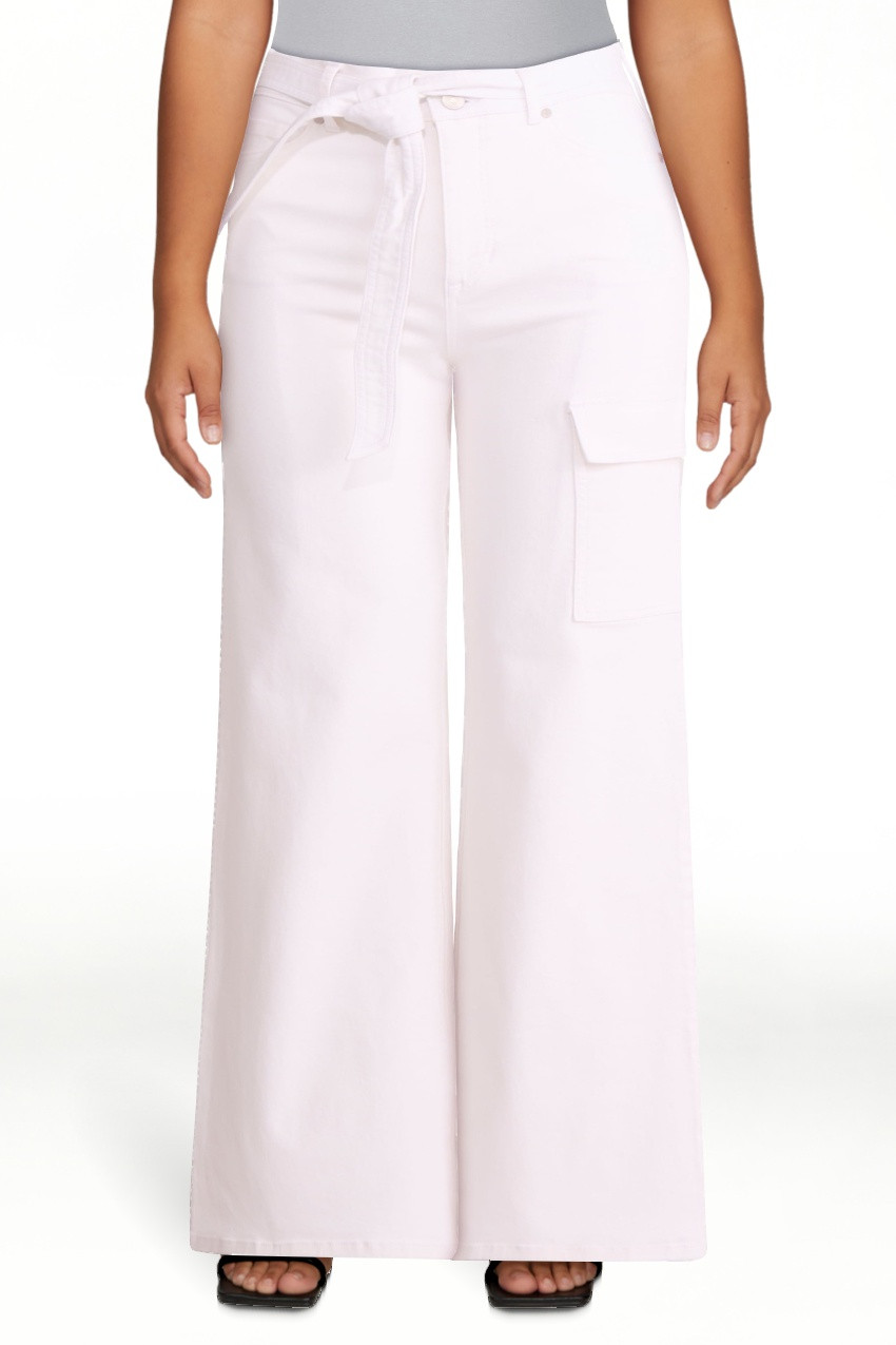 Sofia by Sofia Vergara Women's and Women's Plus Margot Wide Leg High Rise Cargo Jeans with Belt, ... | Walmart (US)