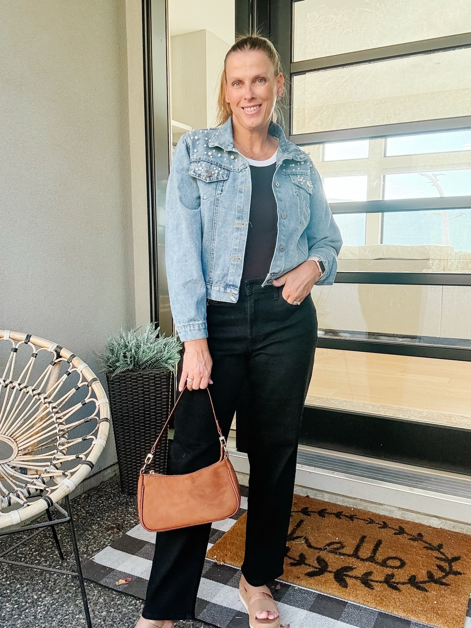 Date night outfit

Love adding a denim jacket to any outfit 

Black jeans, Jean jacket , style over 40, casual look, denim , amazon fashion, old navy jeans

#LTKfall #LTKjeans #LTKstyletip