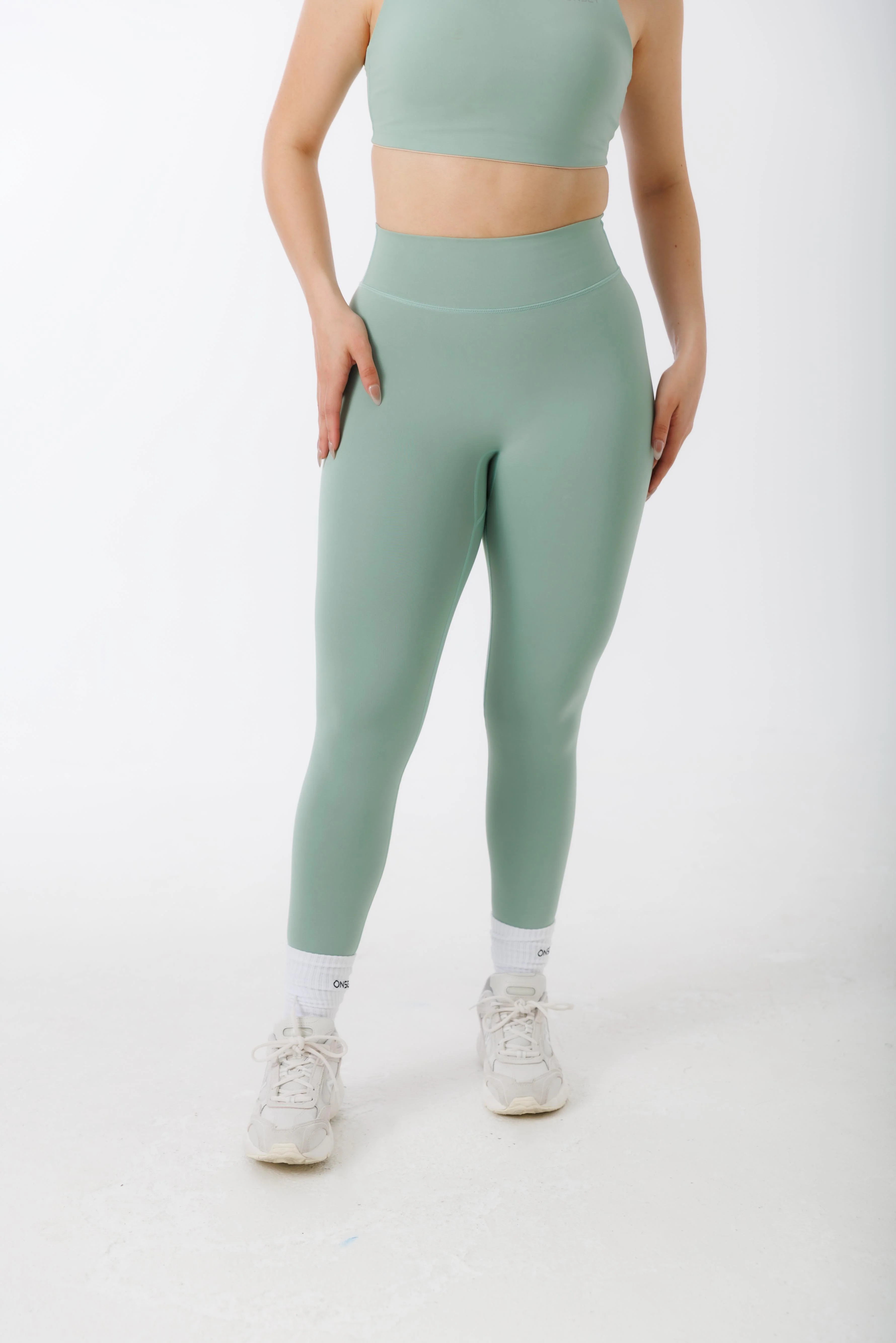 Signature High Waisted Leggings | ONSET