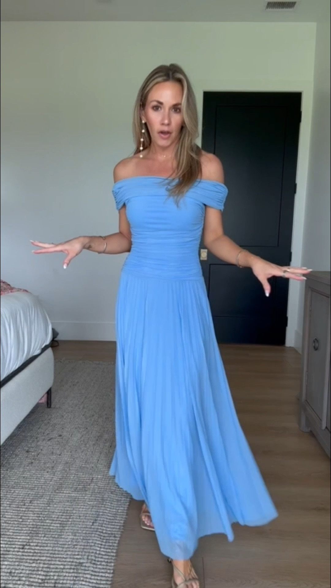 This dress is SO PRETTY and perfect for a wedding guest!💙

#LTKootd #LTKPetite #LTKmomlife