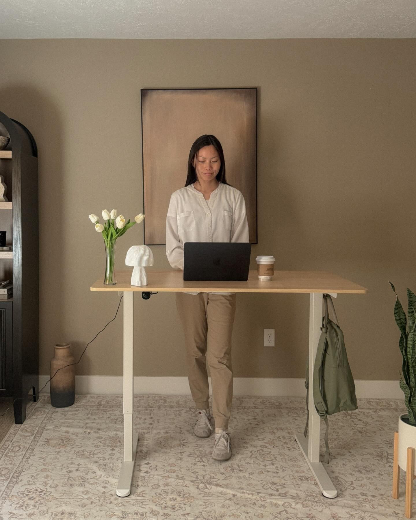 I’ve found that a “better workspace” isn’t just about how it looks (though the clean lines and light wood grain definitely help). It’s about how it moves with you. Transitioning to a standing desk has been the biggest shift in keeping my focus sharp while managing a busy schedule at home.

Simple, functional, and fits perfectly into that organic modern vibe. 

✨ Want to upgrade your flow? Comment “DESK” and I’ll send the link directly to your DMs!

#ad #BIZUM #BIZUMDESK #StandingDesk #homeoffice