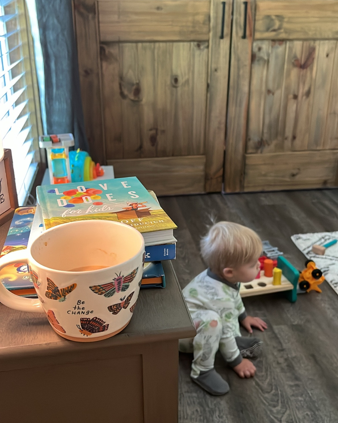 books, coffee, & toddler stuff 

#LTKfamily #LTKbaby