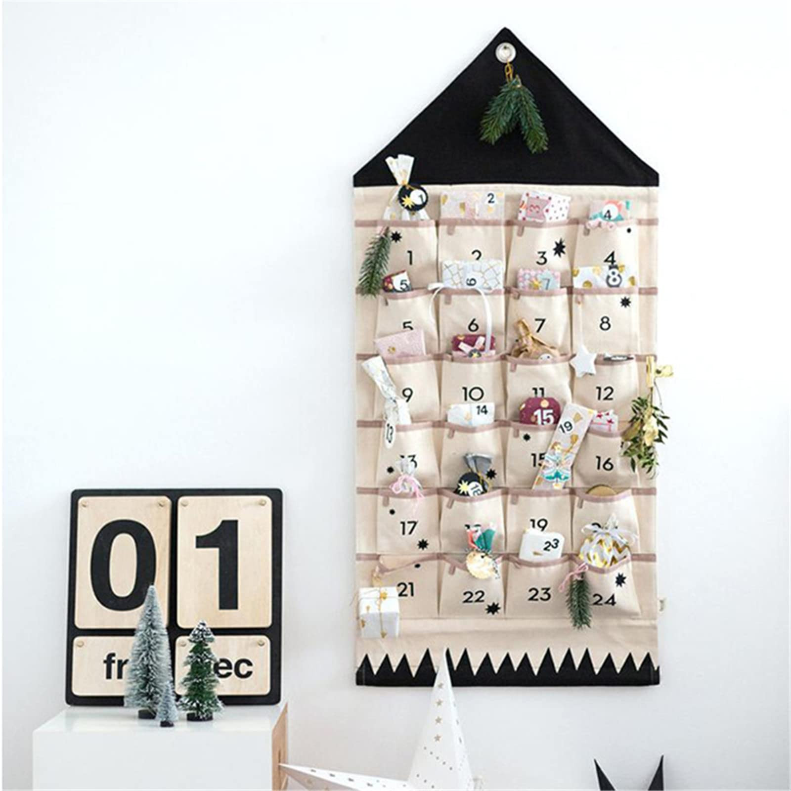 Christmas 24 Day Advent Calendar with Pockets Wall Hanging Bag for Holiday Decoration | Amazon (US)