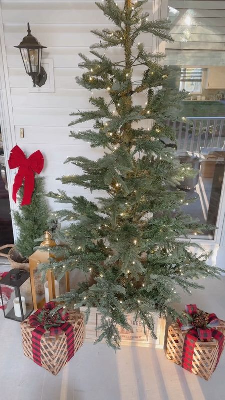 King of Christmas Tree , king of Christmas Decor , king of Christmas favorites, Christmas tree , Christmas decor 

#LTKhome #LTKSeasonal #LTKHoliday