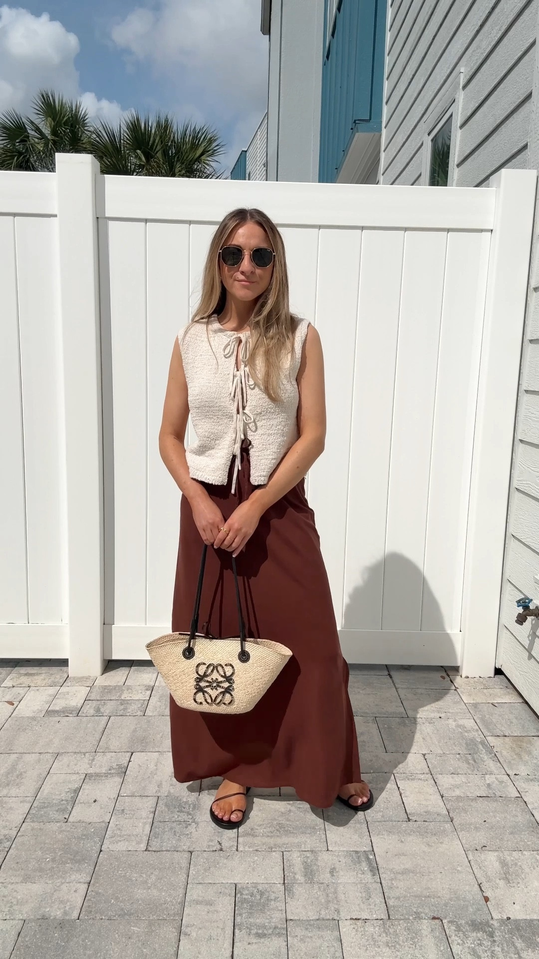 Holiday day 1 outfit ☀️

I wear xs in the top and 6 reg in the skirt 

#LTKsummer #LTKstyletip #LTKtravel