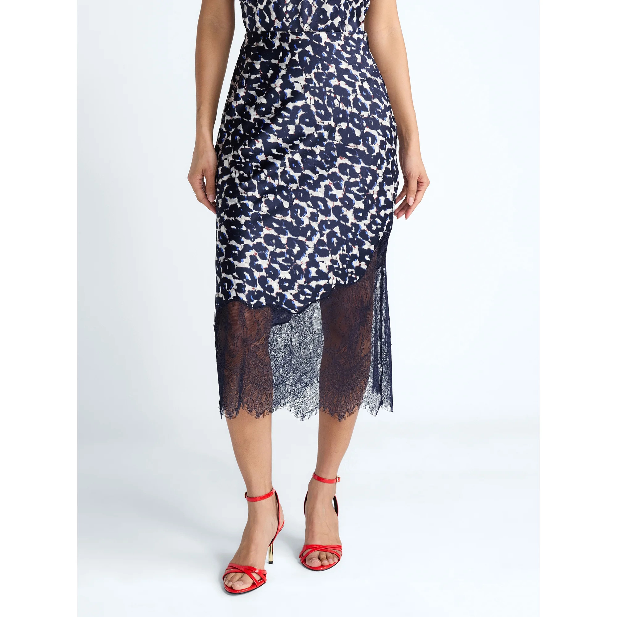 Devil Wears Prada Scoop Collection Women's and Women's Plus Maxi Lace Skirt, Sizes XS-4X | Walmart (US)