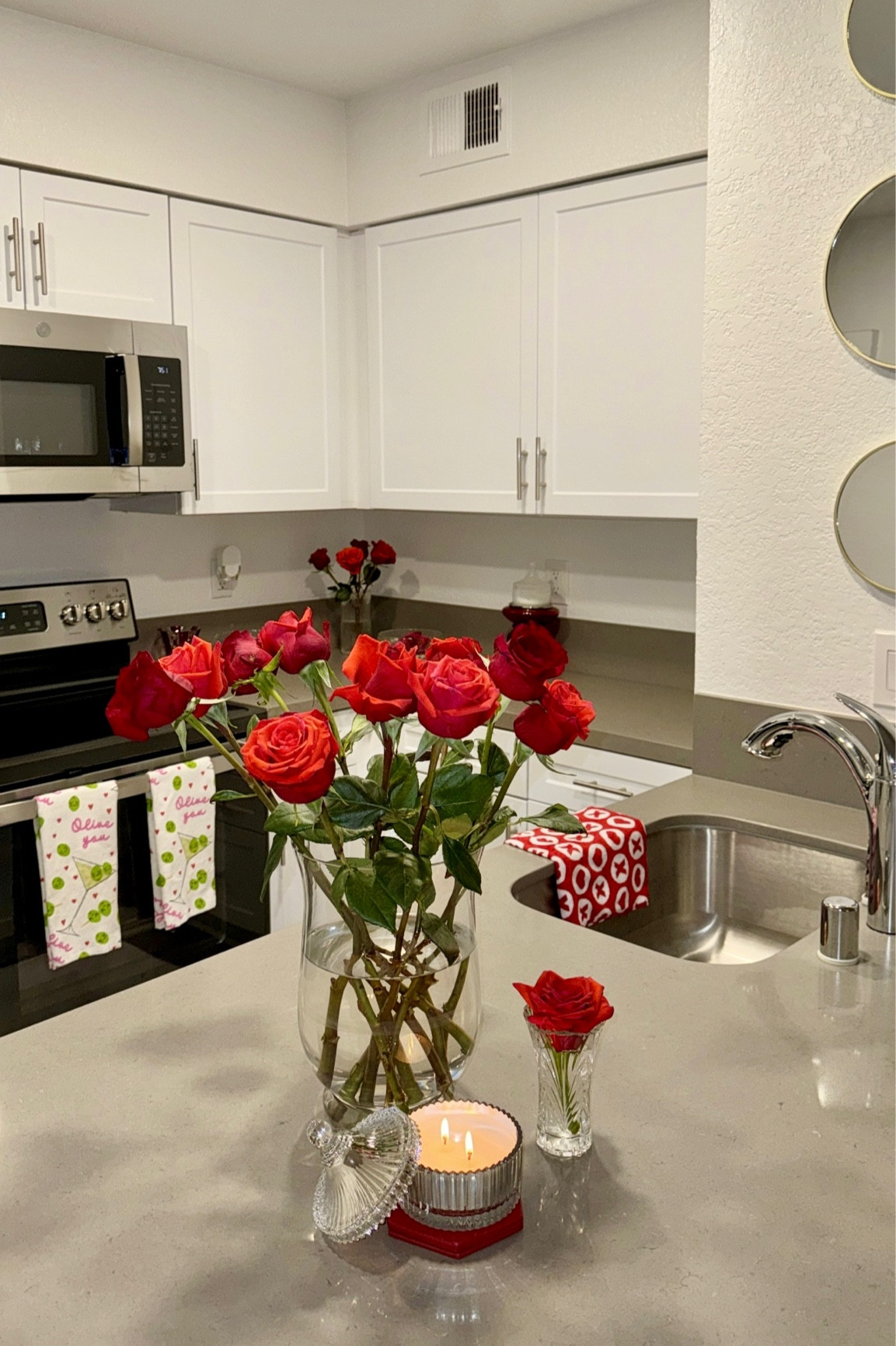 Small space kitchen decor 🌹
Apartment decor
Home decor
Large vase
Amazon finds
Art deco wall decor
Art deco decor
Aesthetic 

#LTKfindsunder100 #LTKhome #LTKfindsunder50