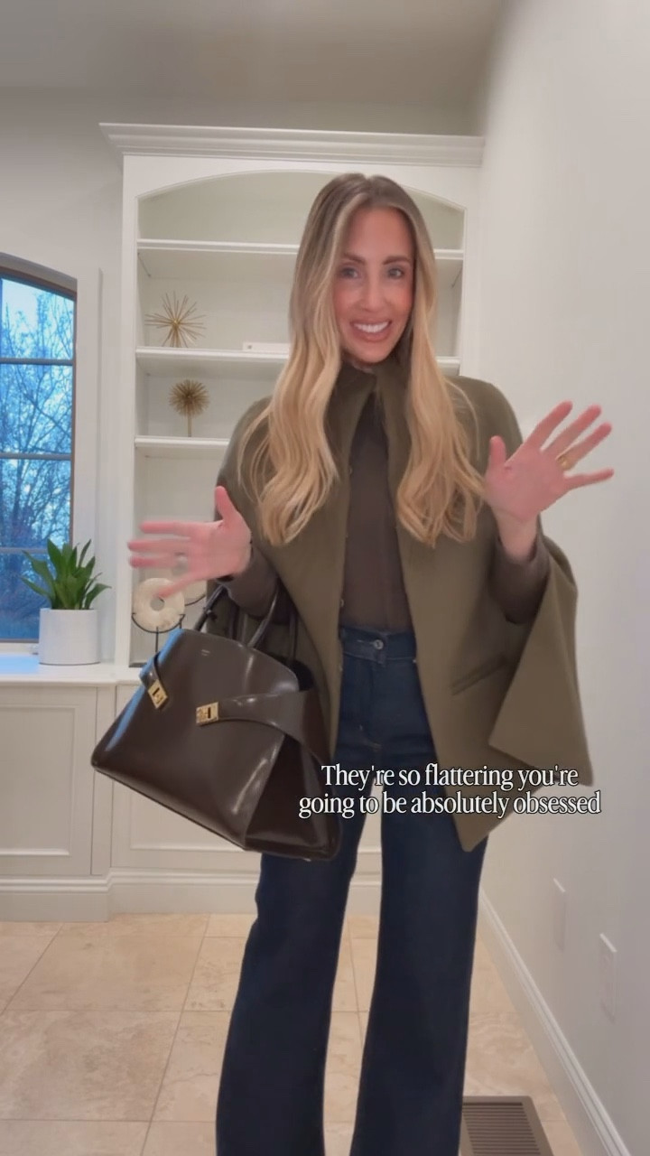 The perfect jeans to update our wardrobes this fall and winter!! 

fall denim, women’s jeans, winter style, flared jeans, dark wash jeans

#LTKgrwm