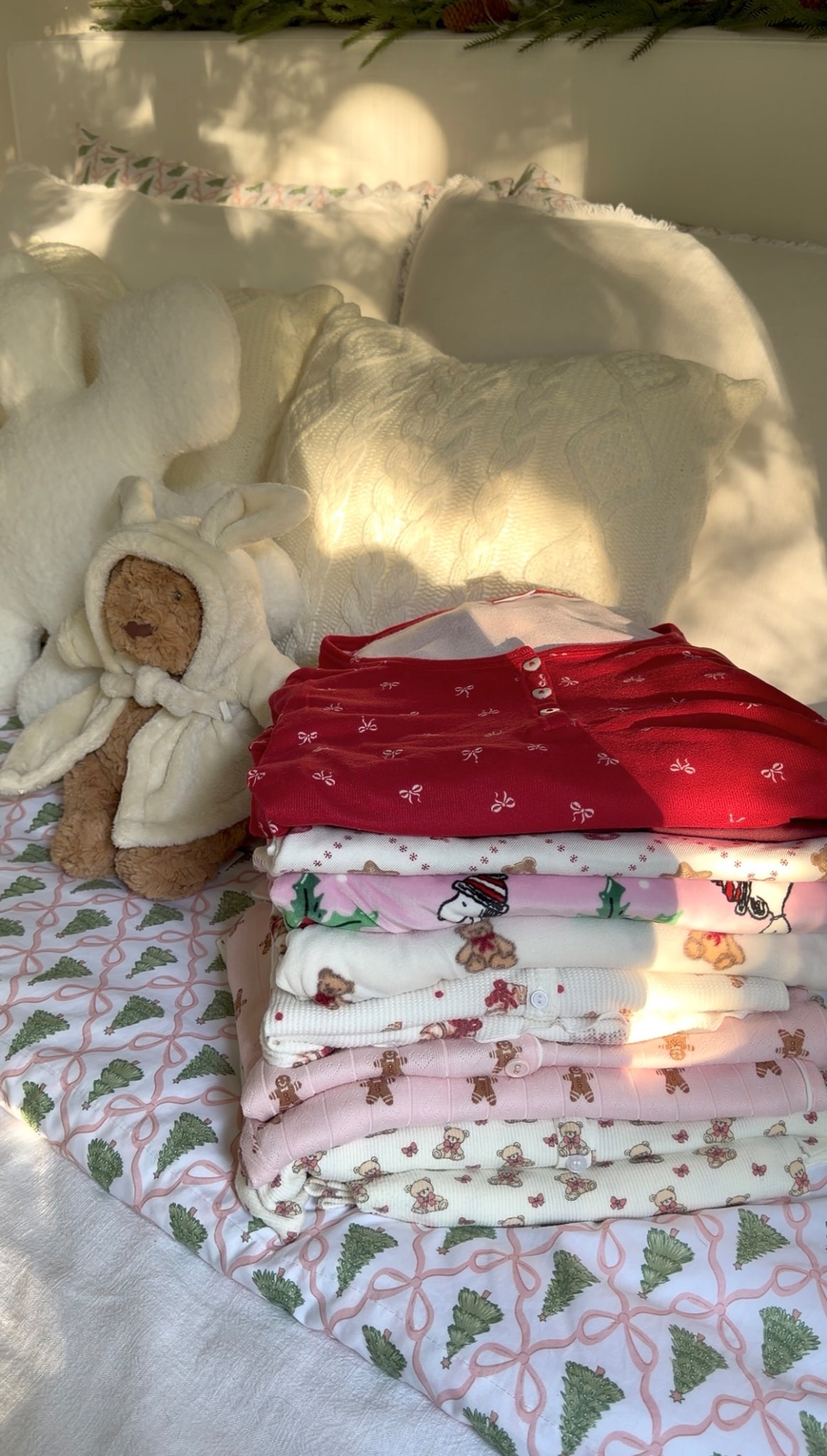 Linked the pjs I could find!!! The pink gingerbread, pink snoopy, and bear set are all from Marshall’s! 🎀🎄

#LTKGiftGuide #LTKSeasonal #LTKHoliday