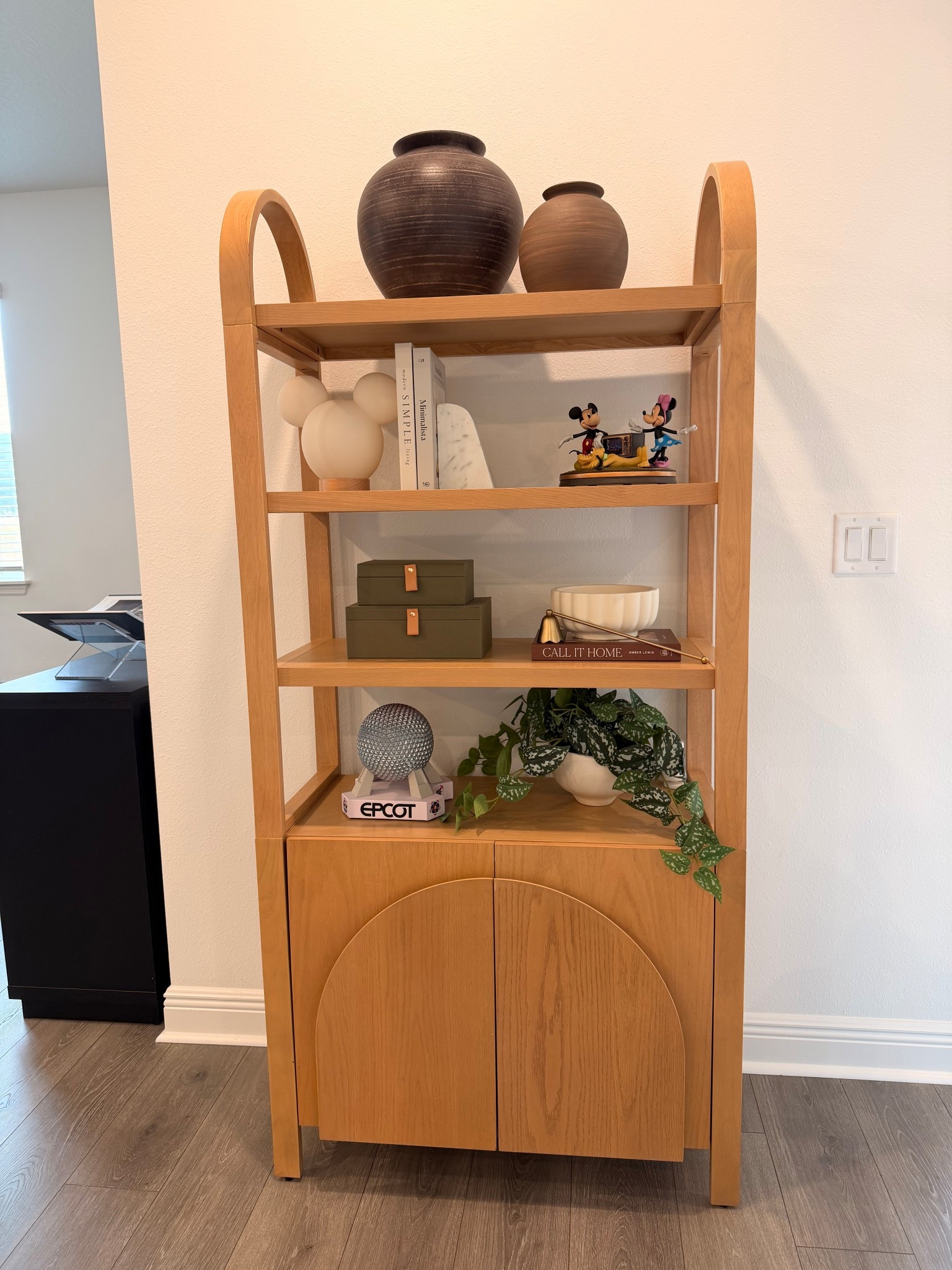 Styled my bookshelf with a few cozy, neutral touches 🤍

Simple pieces that make the whole space feel warm and put together. Everything is linked here ✨

#homedecor #bookshelfstyling 

#LTKHome #LTKU