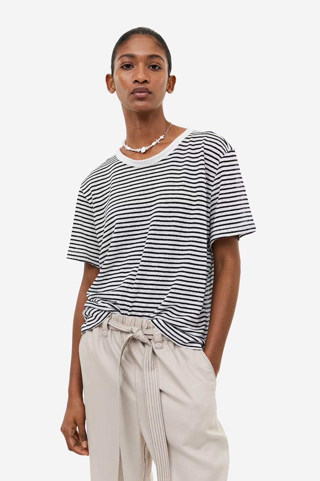 T-Shirt aus Leinen - Weiß/Schwarz gestreift - Ladies | H&M AT | H&M (DE, AT, CH, NL, FI)