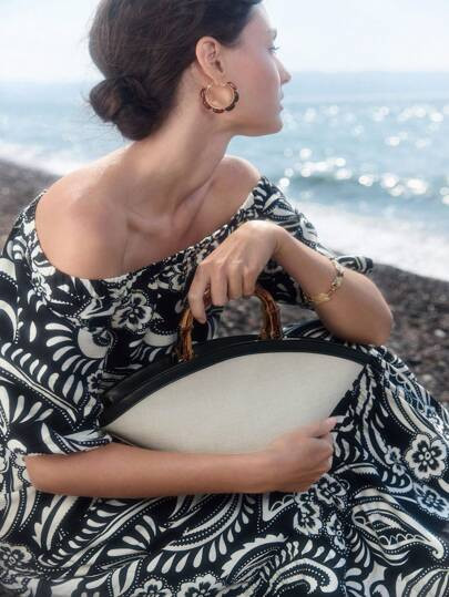 MOTF PREMIUM WOMEN'S CONTRAST BINDING BAMBOO HANDLE TOTE BAG SKU: sg2401258374800375











(... | SHEIN