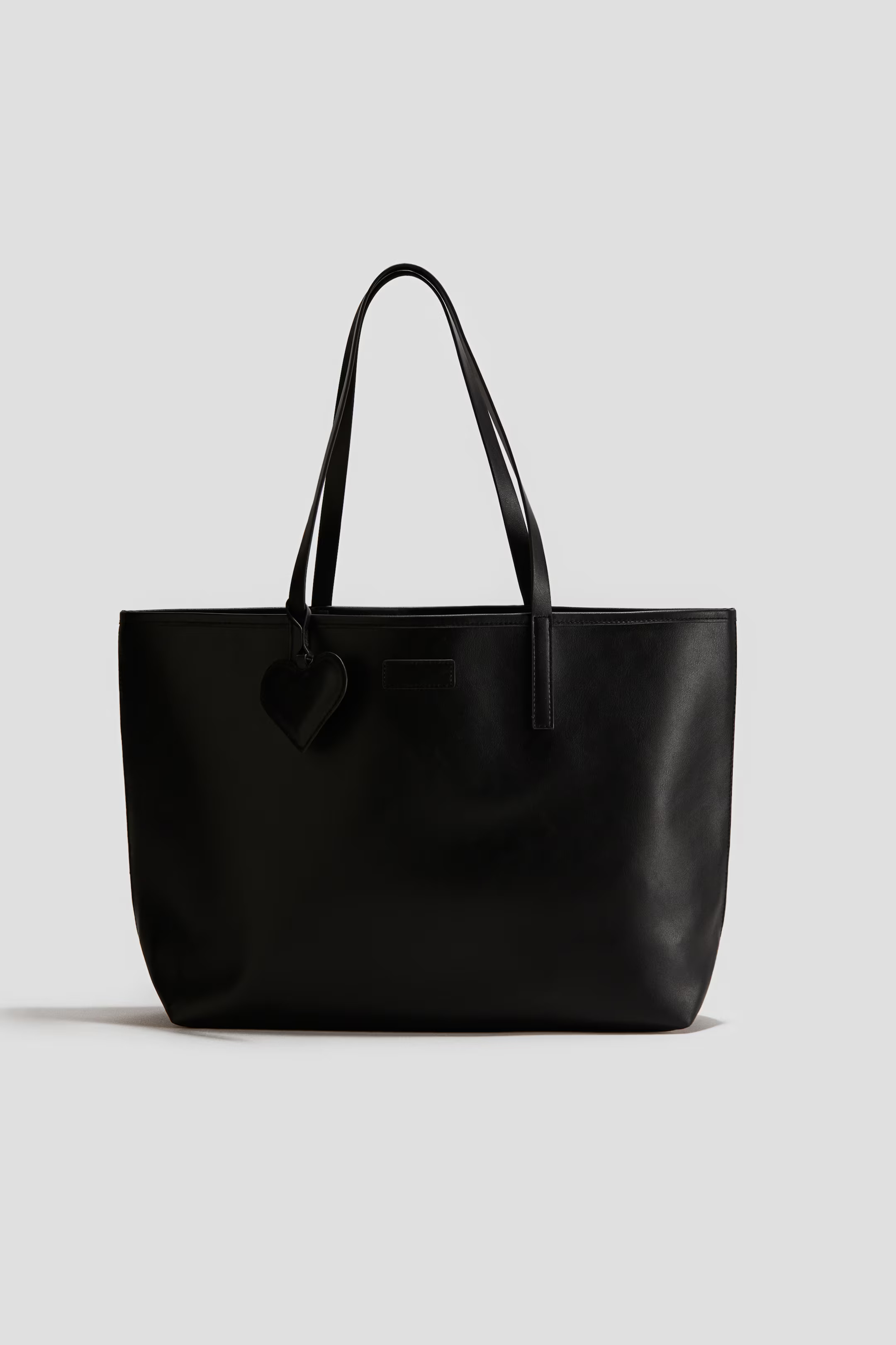 Coated Shopper | H&M (US + CA)