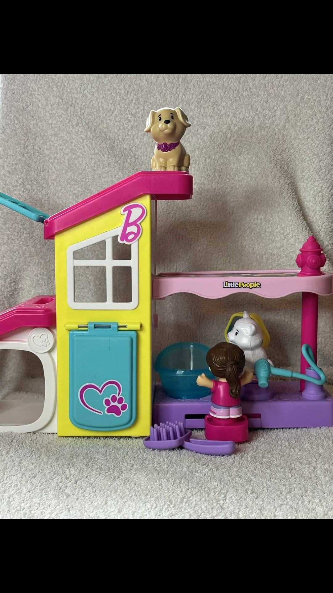 Me and my kids are obsessed with Fisher Price Little People toys. 

I love that you can play with the characters in any of the toys. 

This would make such a great Christmas gift! 

#LTKKids #LTKBaby #LTKSeasonal
