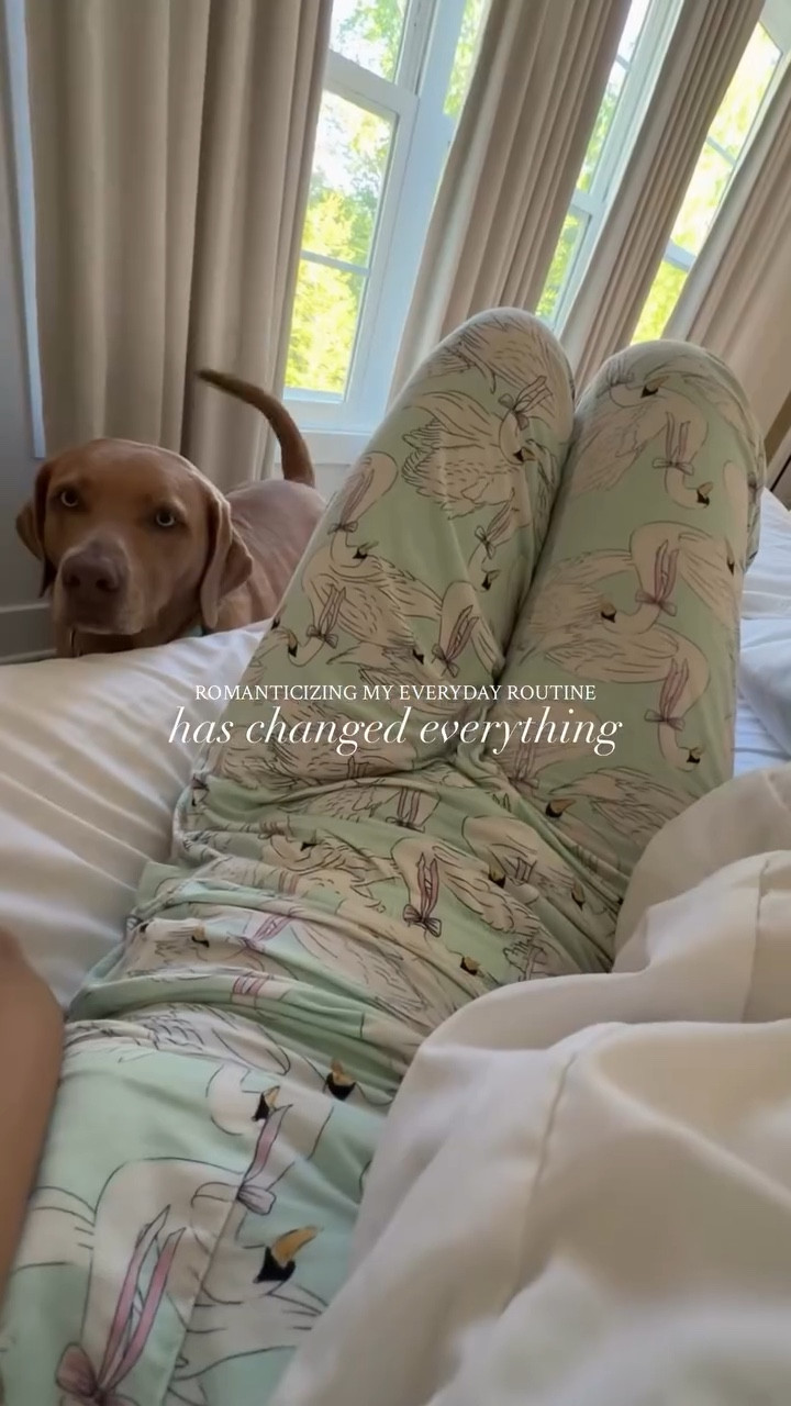 Romanticizing my everyday routine has changed everything 🤍

I used to dread the little things—working out, running errands, cleaning the house—but shifting my mindset and finding small ways to enjoy those moments has made such a difference.

Slowing down, creating routines I actually look forward to, and finding joy in the ordinary has honestly made life feel so much more full.
.
#morningroutine #morninginmylife #morningvlog #resetroutine #dayinmylifevlog