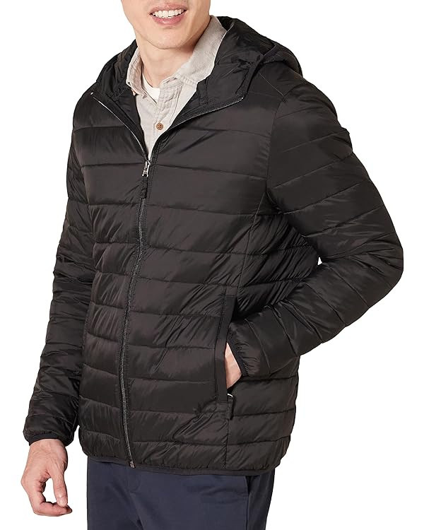 Amazon Essentials Men's Lightweight Water-Resistant Packable Hooded Puffer Jacket | Amazon (US)