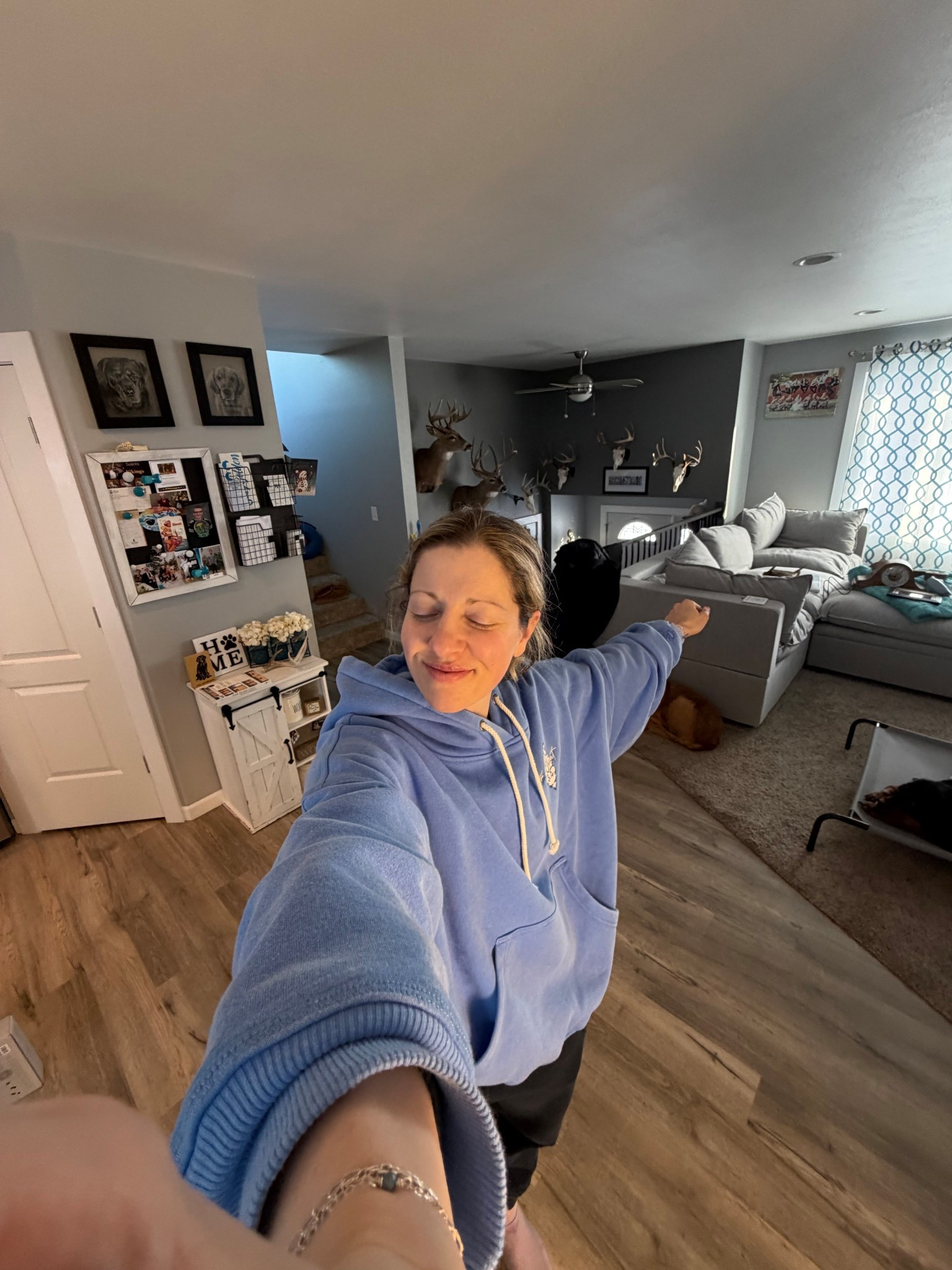 This sweatshirt is a new fav!

#LTKfitnessgoals #LTKTravel #LTKActive