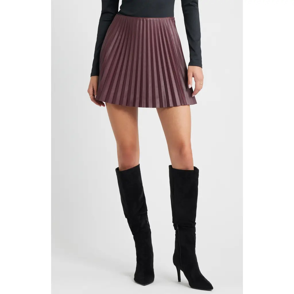 Open Edit Pleated Faux Leather Miniskirt in Burgundy Fudge at Nordstrom, Size Xx-Small | Nordstrom