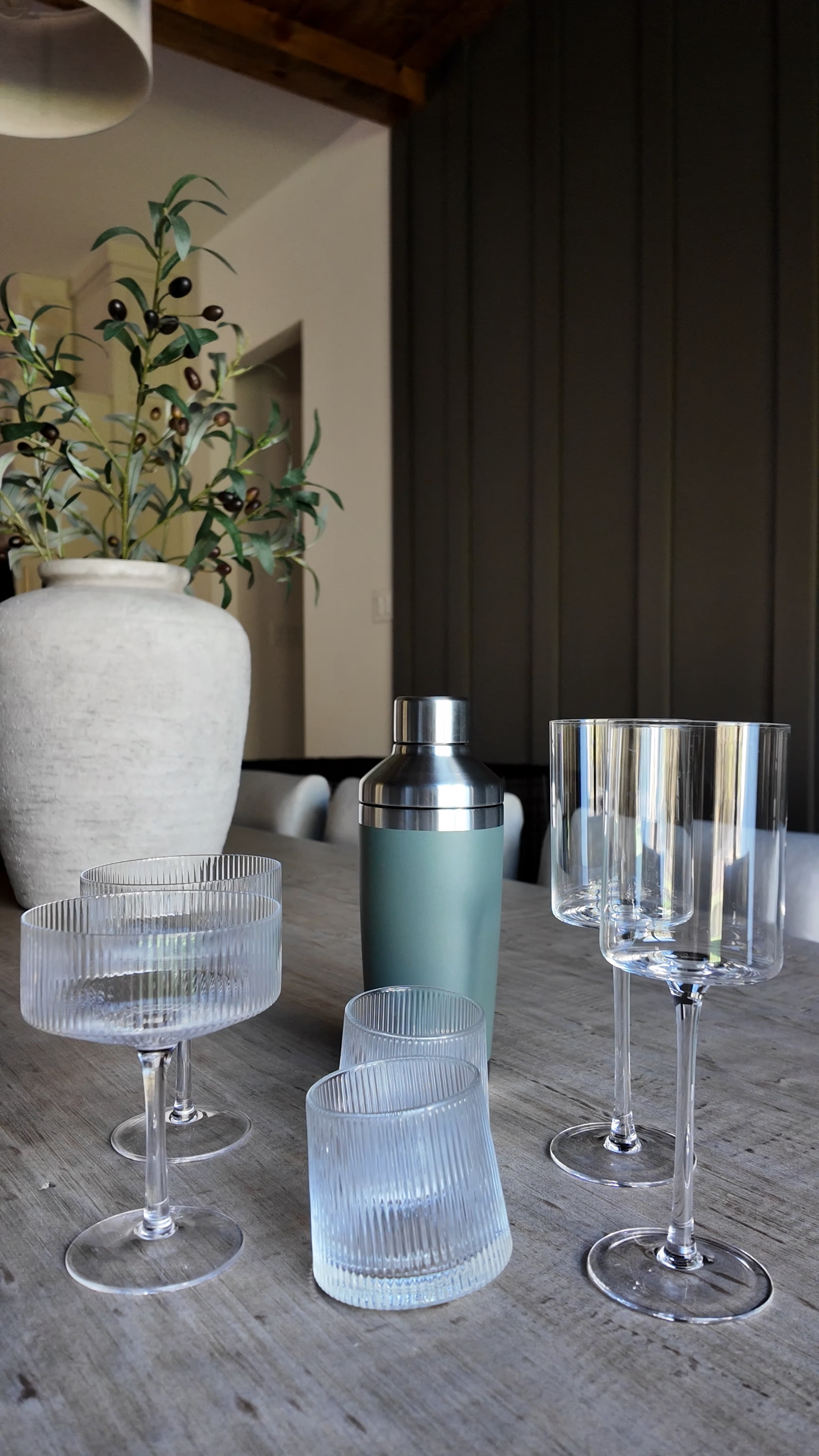 For those of us not participating in Dry January, here is everything you need for hosting or creating an awesome at home bar! 

-Yeti Cocktail Shaker
-Fluted Martini Coupe Glasses 
-Square Wine Glasses
-Fluted Rocks Glasses

#LTKFindsUnder100 #LTKHome #LTKParties