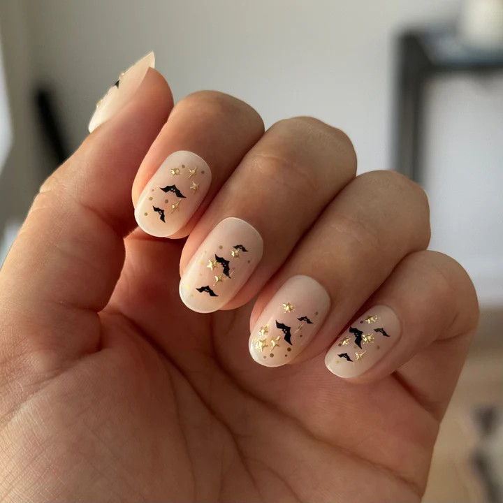 Diamond Bats - Press-On | Short | Round | Olive & June