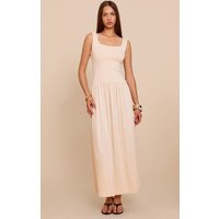 Almond Double Contour Scoop Neck Drop Waist Maxi Dress | PrettyLittleThing US