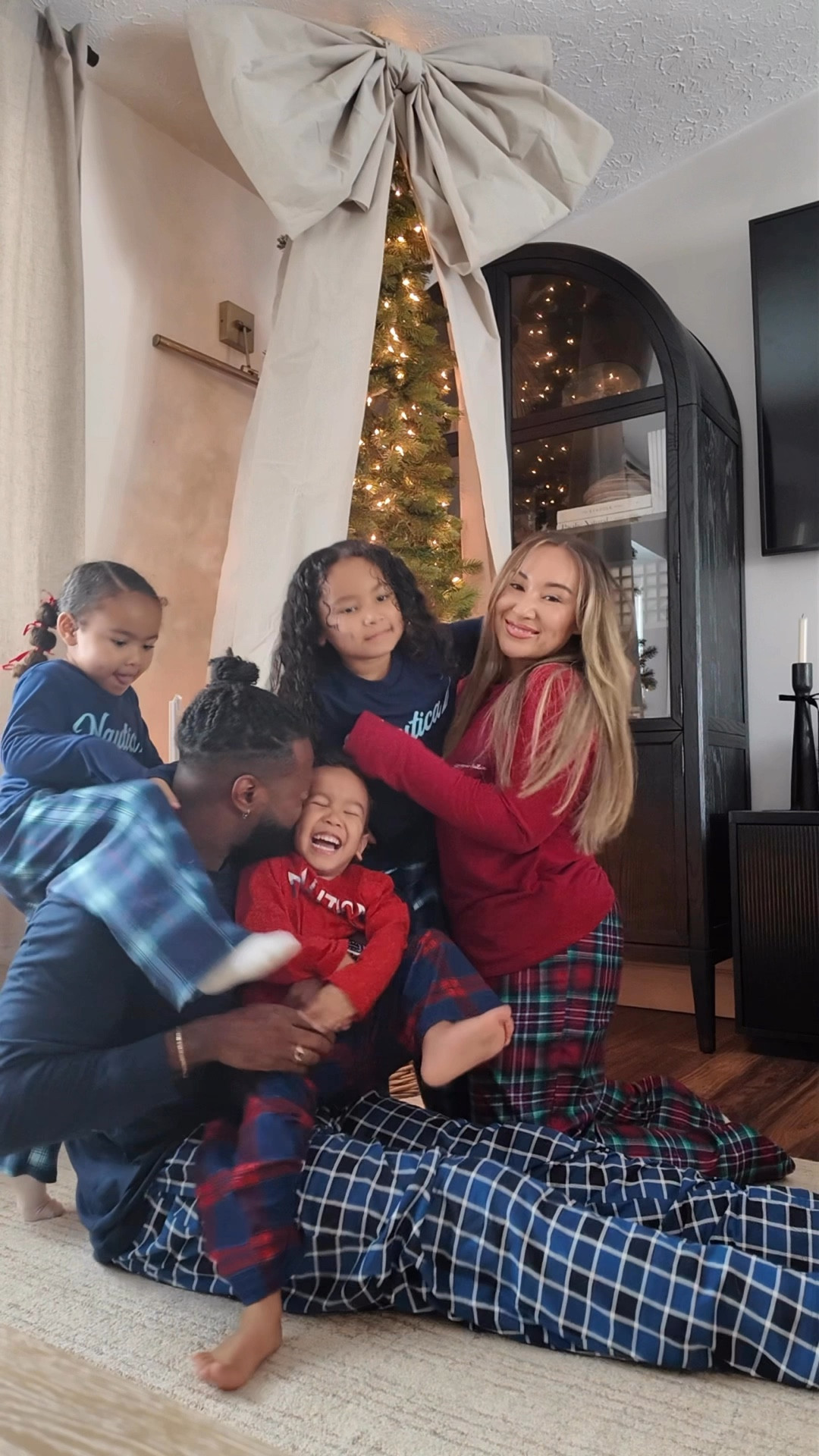 Holiday pajamas

#LTKHoliday #LTKGiftGuide #LTKSeasonal