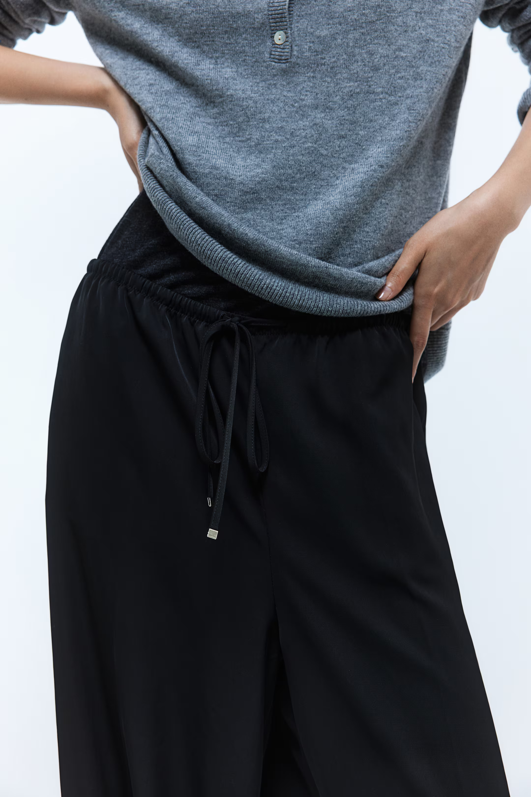 Wide drawstring trousers | H&M (UK, MY, IN, SG, PH, TW, HK)