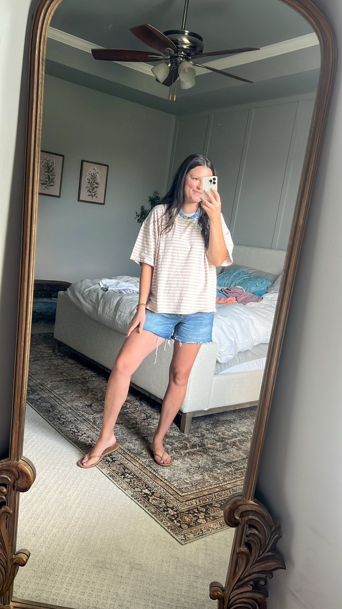 Weekend mom ootd!!!

Comfy mom outfit / mom outfit / comfy outfit / comfy but cute / mom uniform / summer outfit ideas / comfy casual / casual cute 

True size 8 in shorts! Love how comfy they are!!

#LTKootd #LTKmomlife