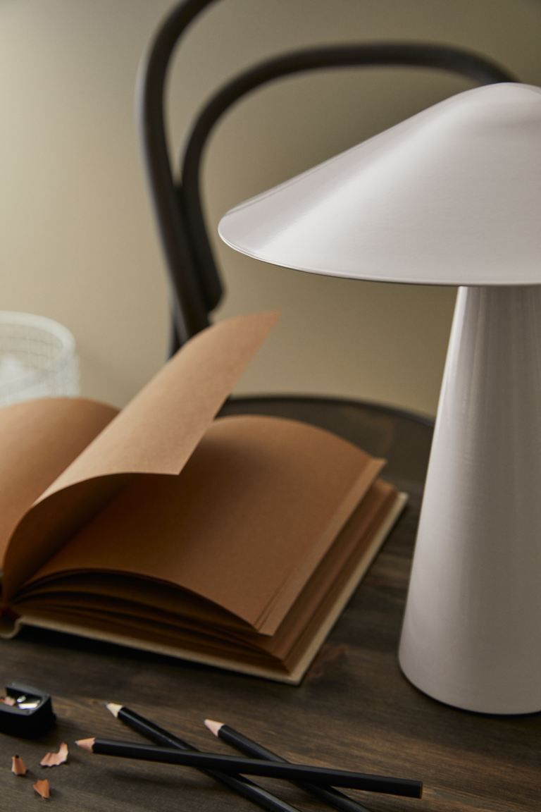 Metal Table Lamp - Light beige - Home All | H&M US | H&M (US + CA)