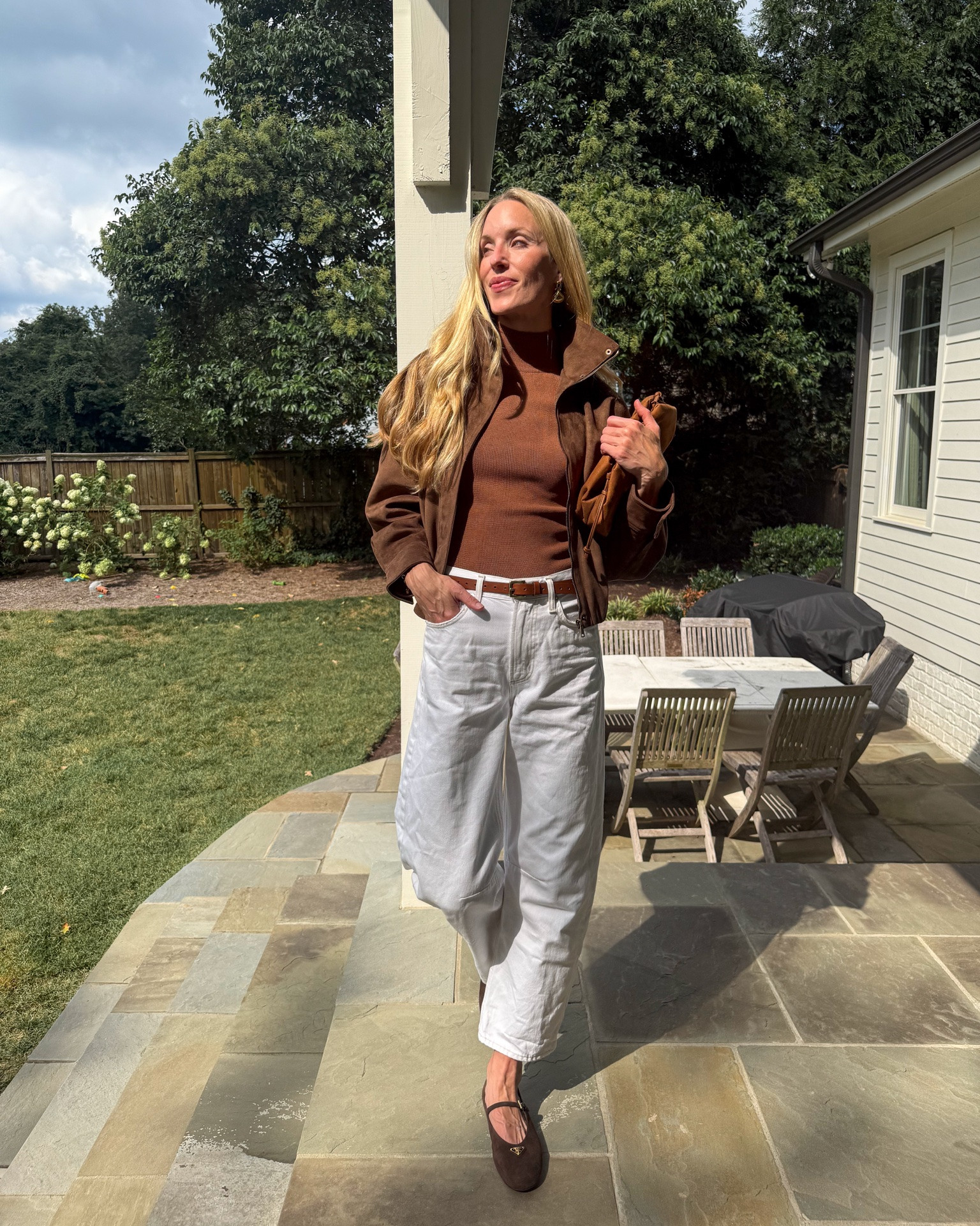 Transitional fall jacket outfit (wear over shoulders on a hot day or in the A/C!) Wearing XS @Anthropologie jacket, jeans 25, flats true to size (I have wide feet but they give a bit). Belt is old. Similar for all linked!



Fall jacket, suede jacket outfit, fall jackets, suede fall jacket, Anthropologie fall, brown fall jacket, brown suede jacket, suede bomber jacket, fall jackets, transitional jackets, summer to fall jackets, early fall outfits, summer to fall outfits, fall transition outfit

#LTKgrwm #LTKootd #LTKSeasonal
