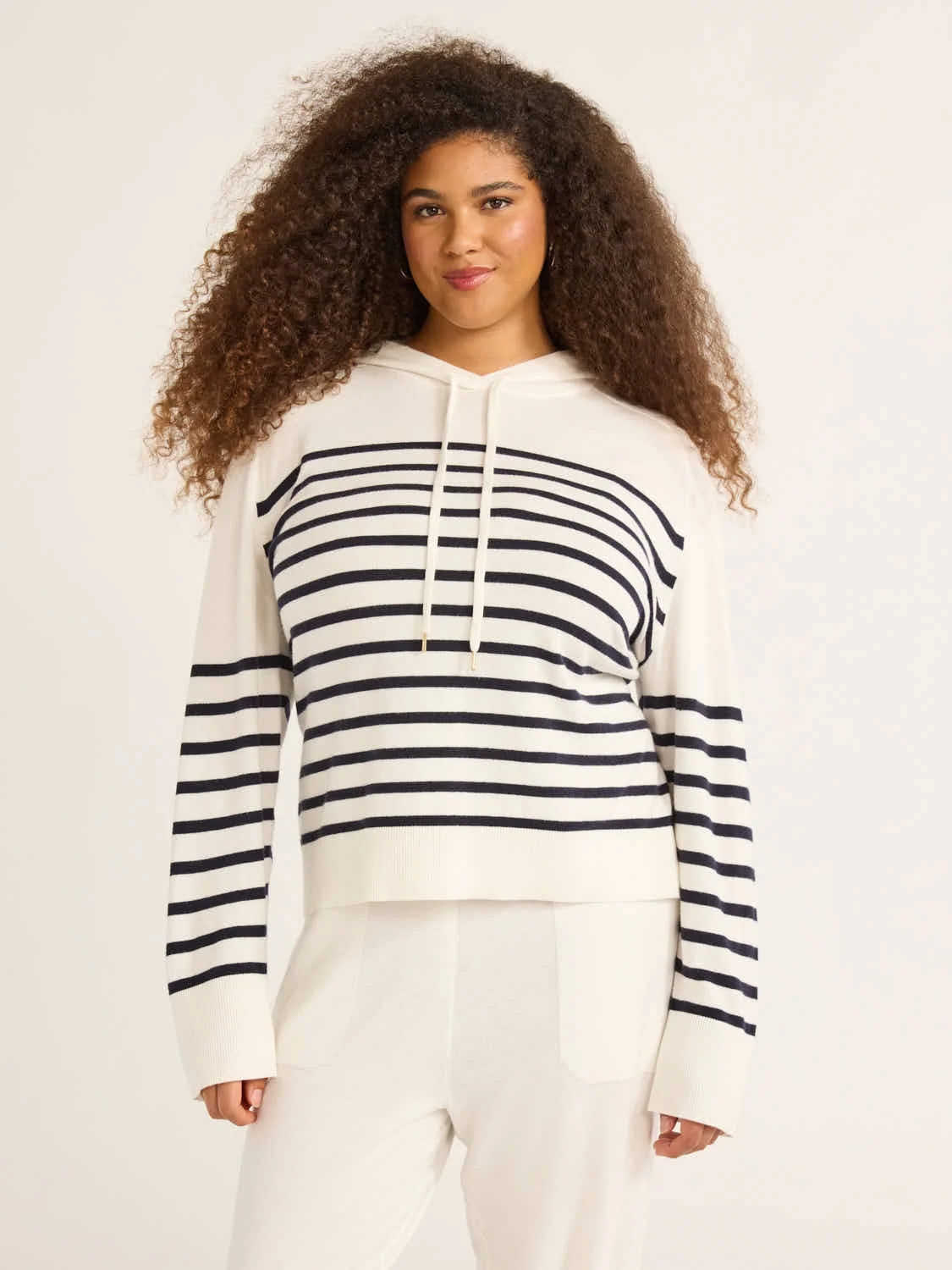 Free Assembly Women's and Women's Plus Cozy Yarn Hoodie Sweater with Long Sleeves, Sizes XS-4X | Walmart (US)