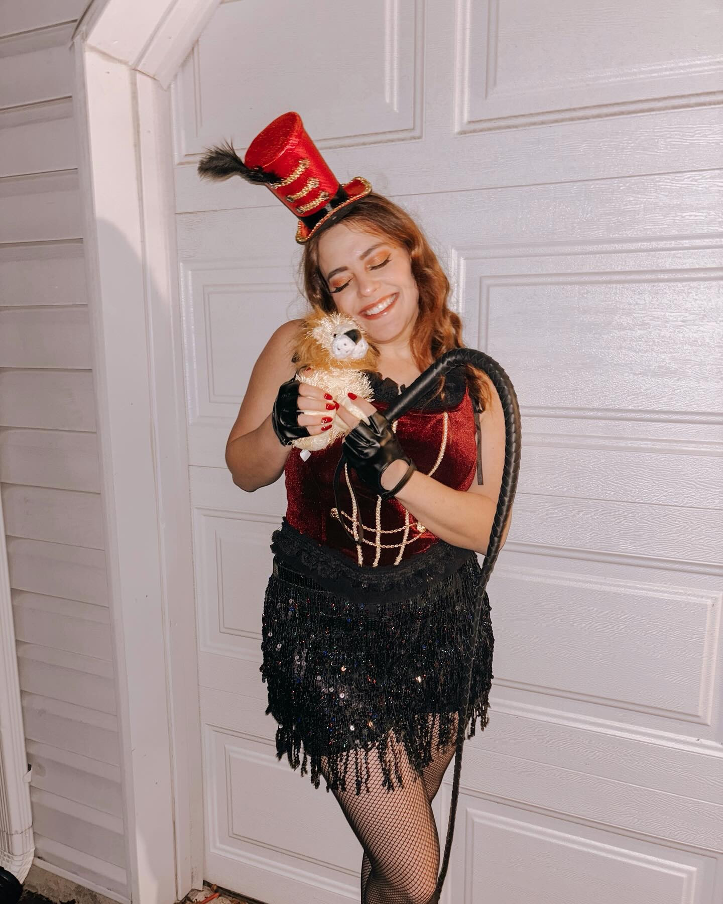 all eyes on me in the center of the ring🎪🦁
Corset is hand decorated based off a plain red velvet corset, and lion is a Webkinz🧡
#ringmaster #liontamer #happyhalloween

#LTKParties #LTKFindsUnder50 #LTKSeasonal