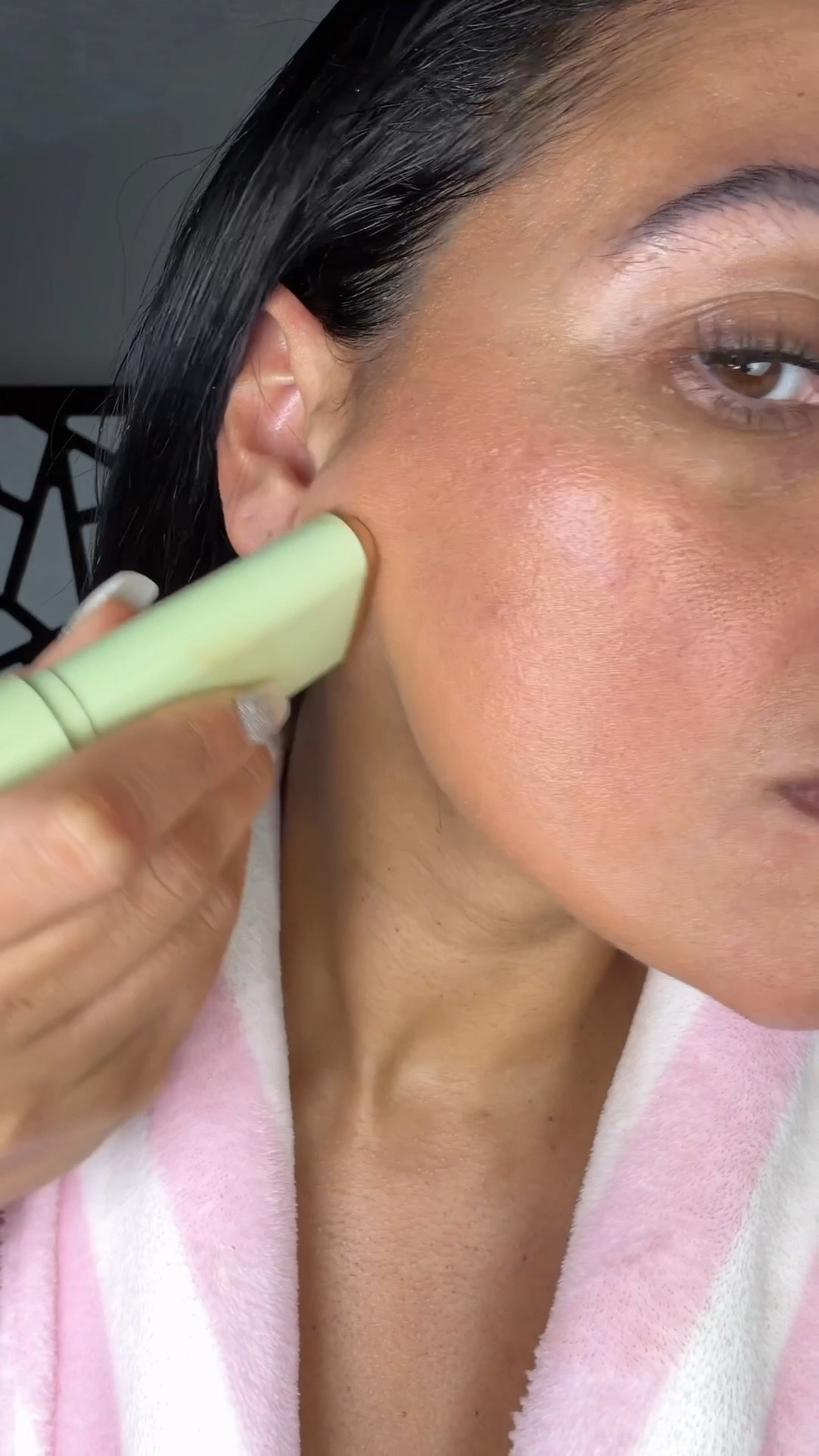 The perfect low effort natural makeup look!
I wish I would have tried Pixi sooner!


#LTKFindsUnder50 #LTKTravel #LTKBeauty