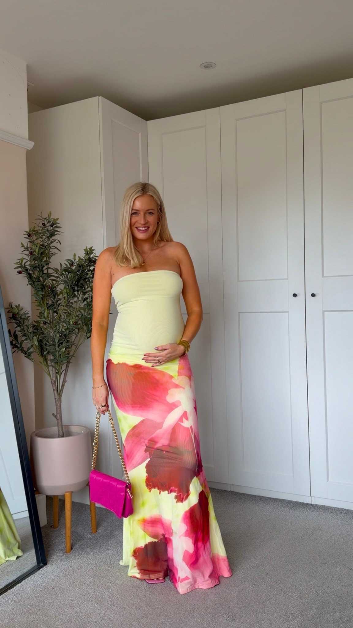 Love this dress! Sized up one size xx 

Holiday dress, holiday outfit 

#LTKsummer #LTKuk #LTKdresses